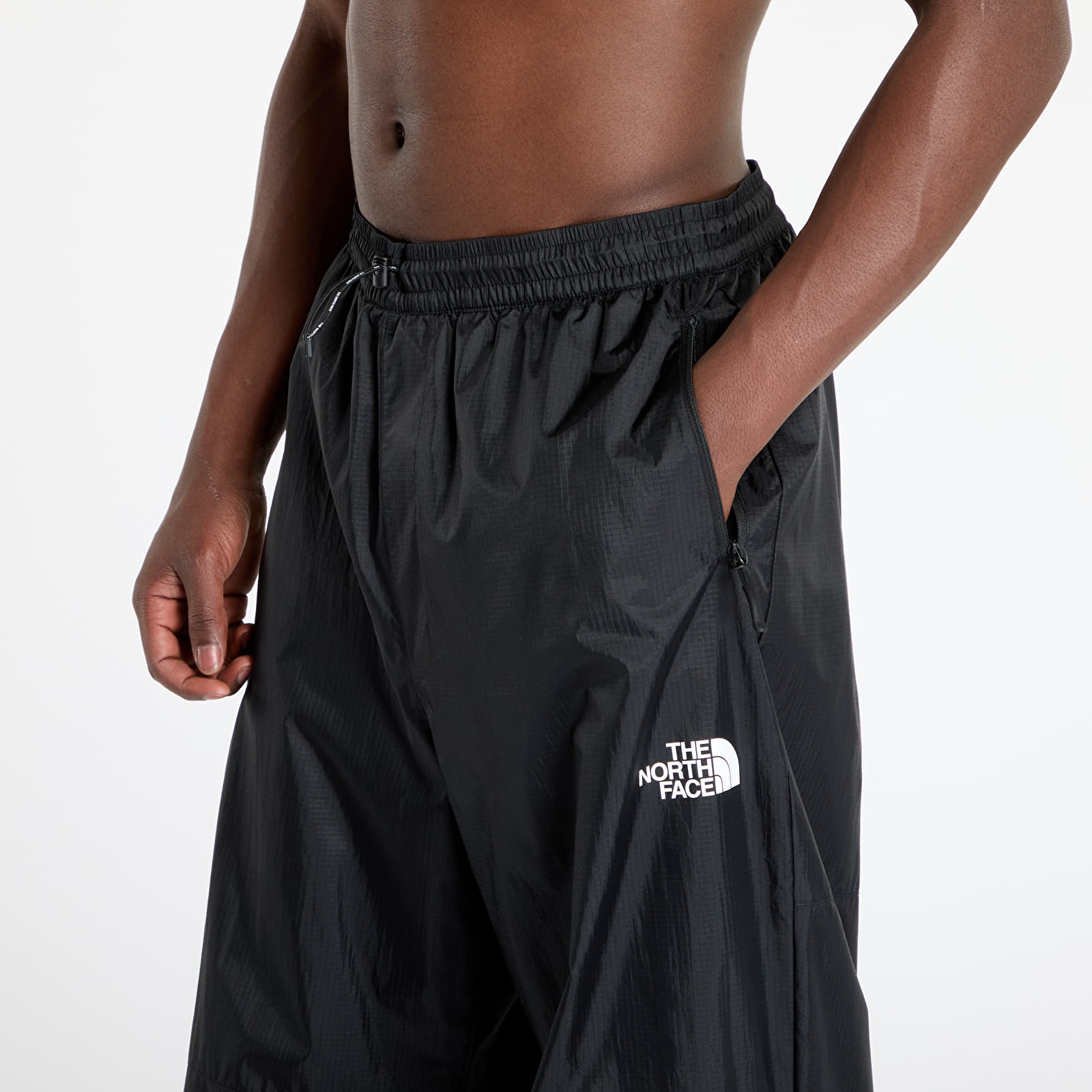 Bikses The North Face Nse Wind Track Pant UNISEX TNF Black