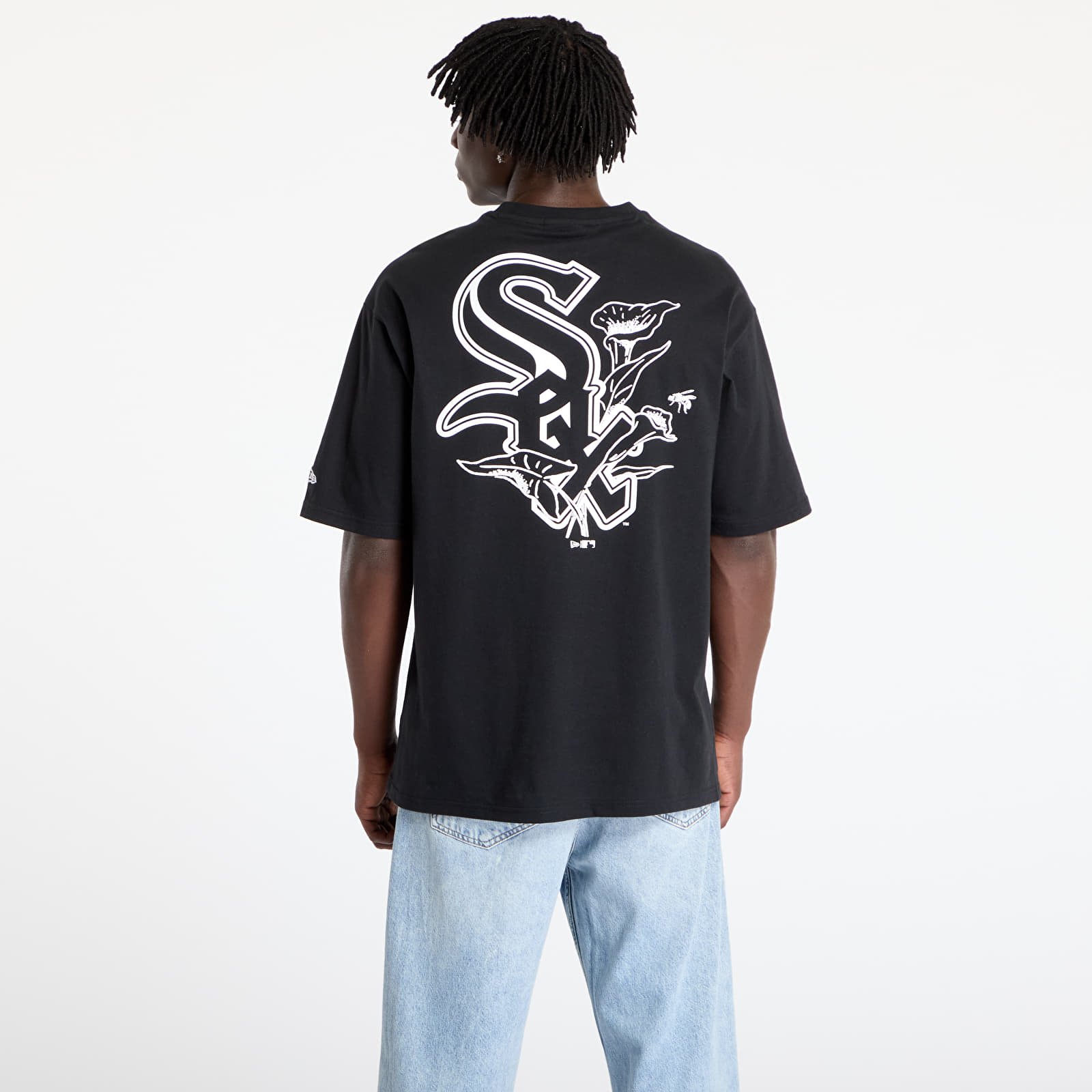 Férfi pólok New Era Chicago White Sox Floral Graphic Oversized Tee UNISEX Black