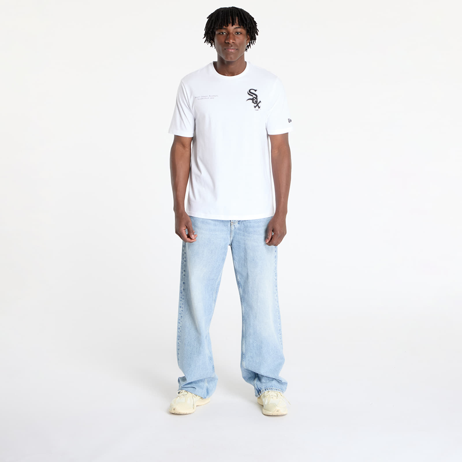 Meeste T-särgid New Era Chicago White Sox Arch Graphic Regular Tee UNISEX White