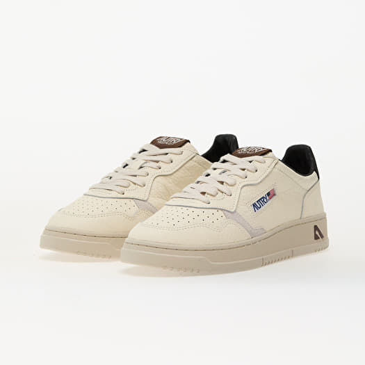 Women's shoes Autry Medalist Low Wom Black/ Pinecone Footshop