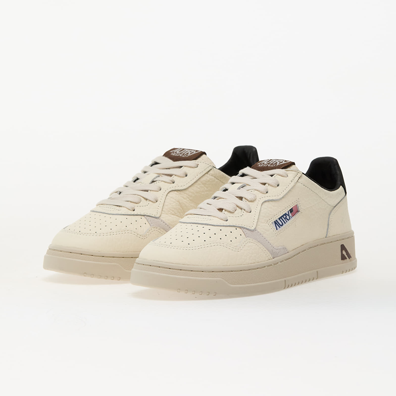 Zapatillas mujer Autry Medalist Low Wom Black/ Pinecone