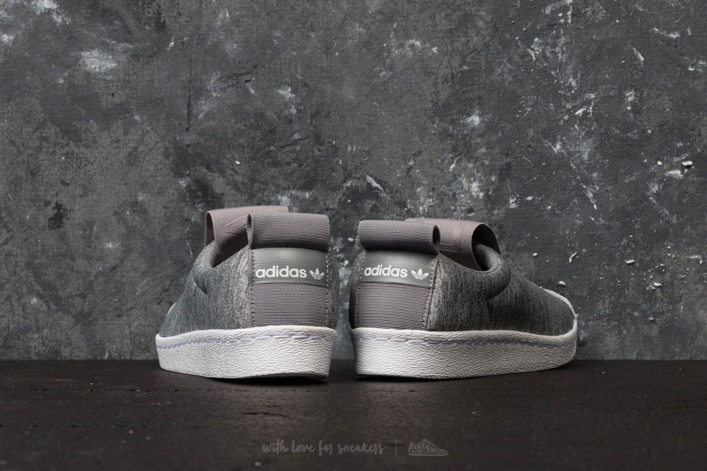 Adidas bw3s 2025 slip on