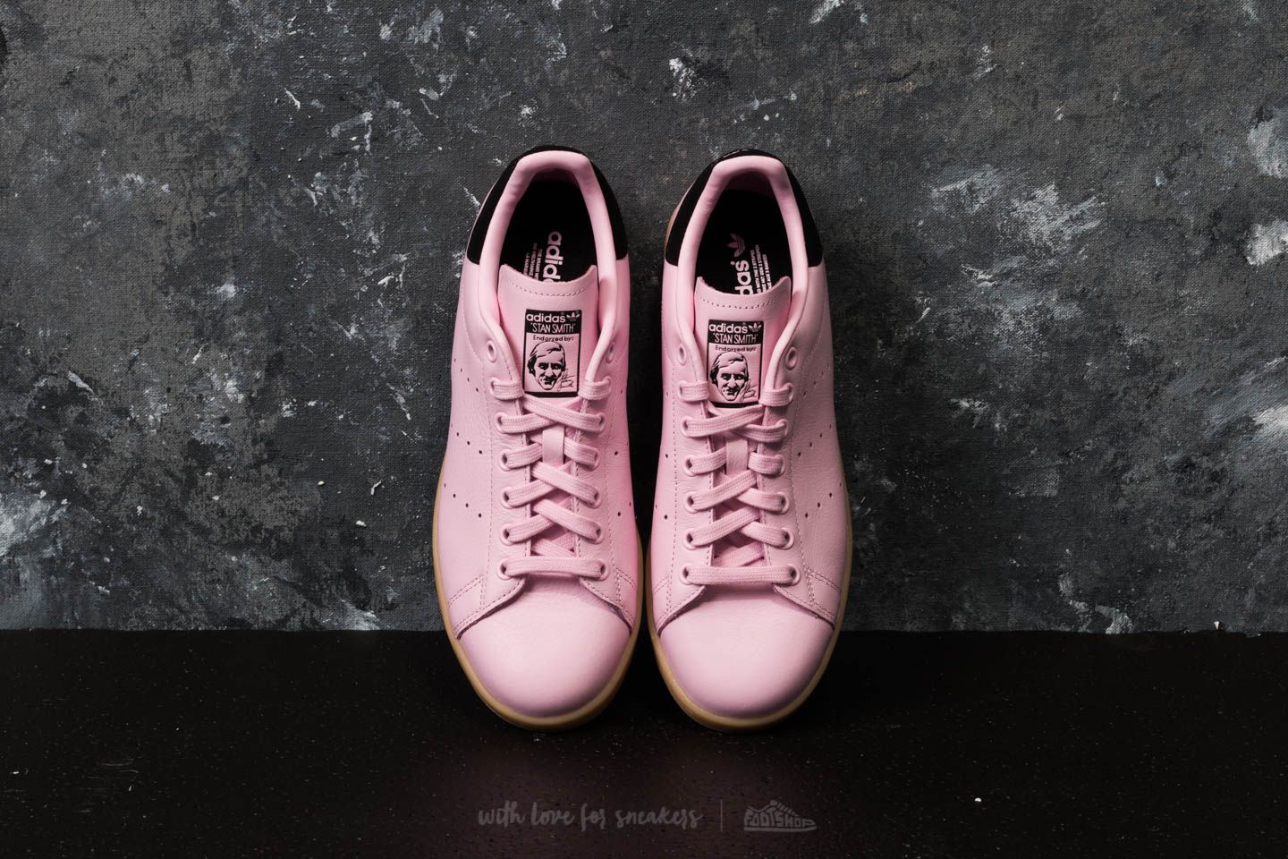 Women's shoes adidas Stan Smith W Wonder Pink/ Wonder Pink/ Core Black