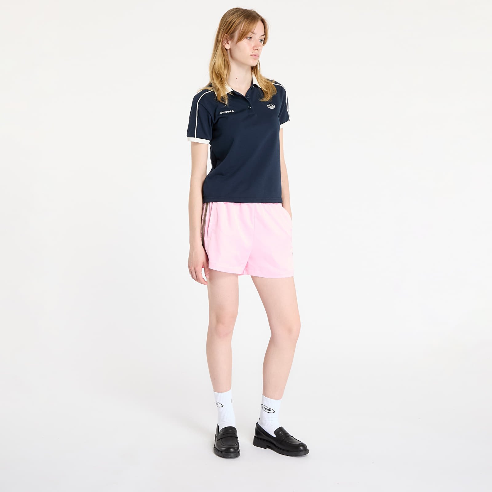 Rövidnadrágok adidas Originals Pin Stripe Satin Shorts True Pink