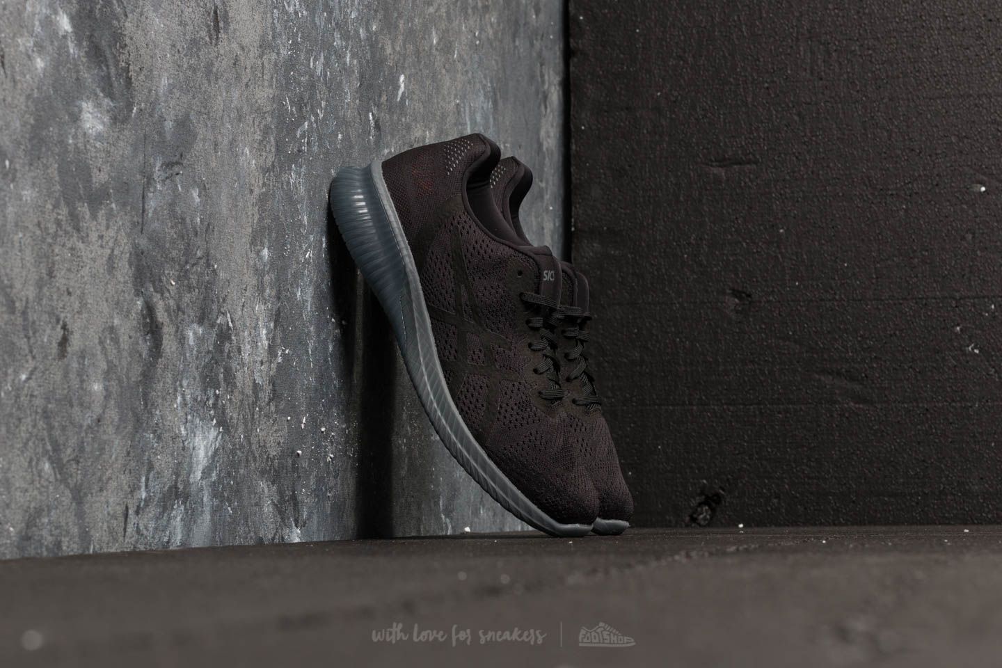 Sapatos de homem Asics Gel-Kenun MX Black/ Black/ Carbon