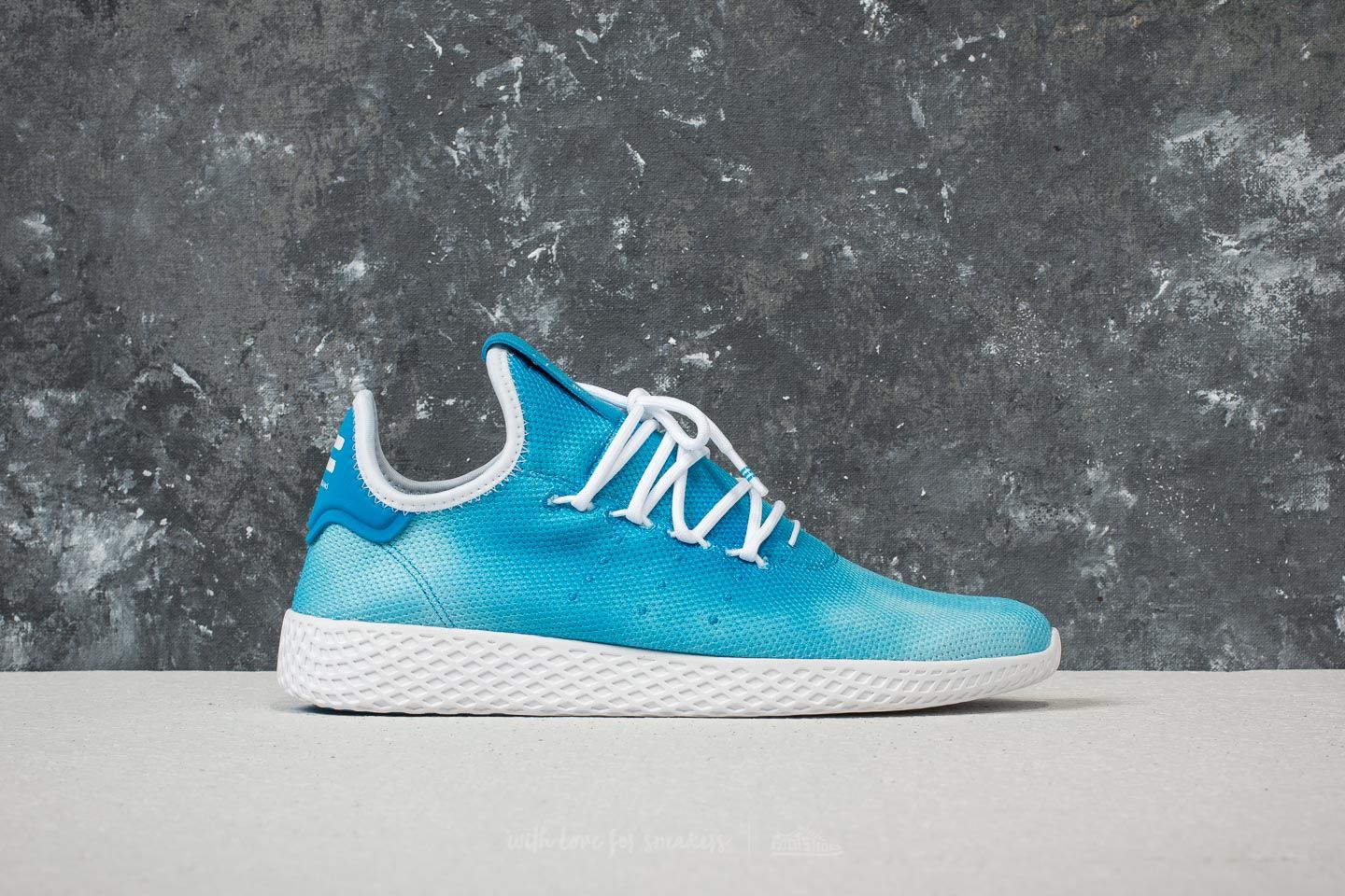 Adidas tennis hu pharrell holi blue discount
