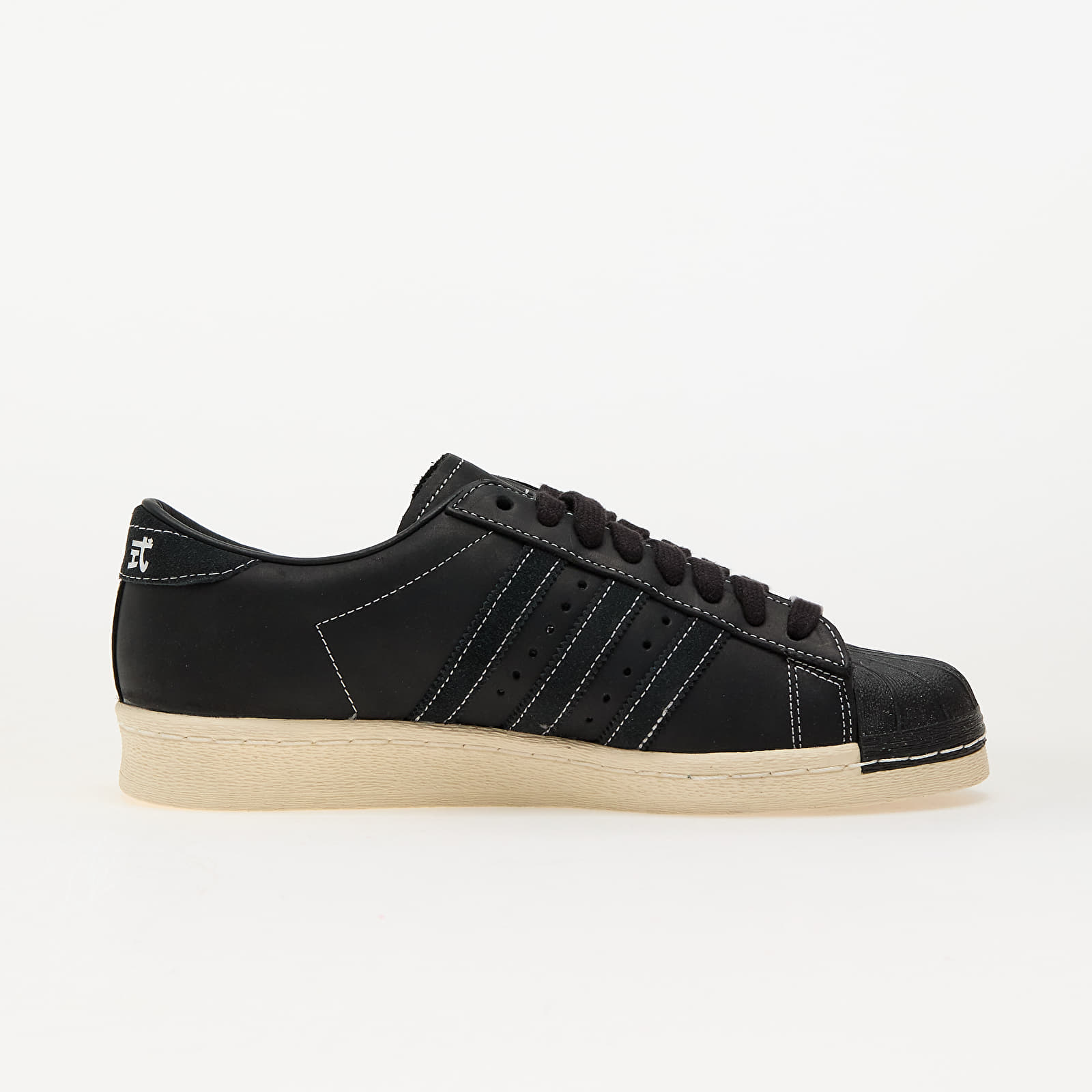 Herren Sneaker und Schuhe adidas Superstar Neighborhood 2005 Trainers Core Black/ Core Black/ Ftwr White