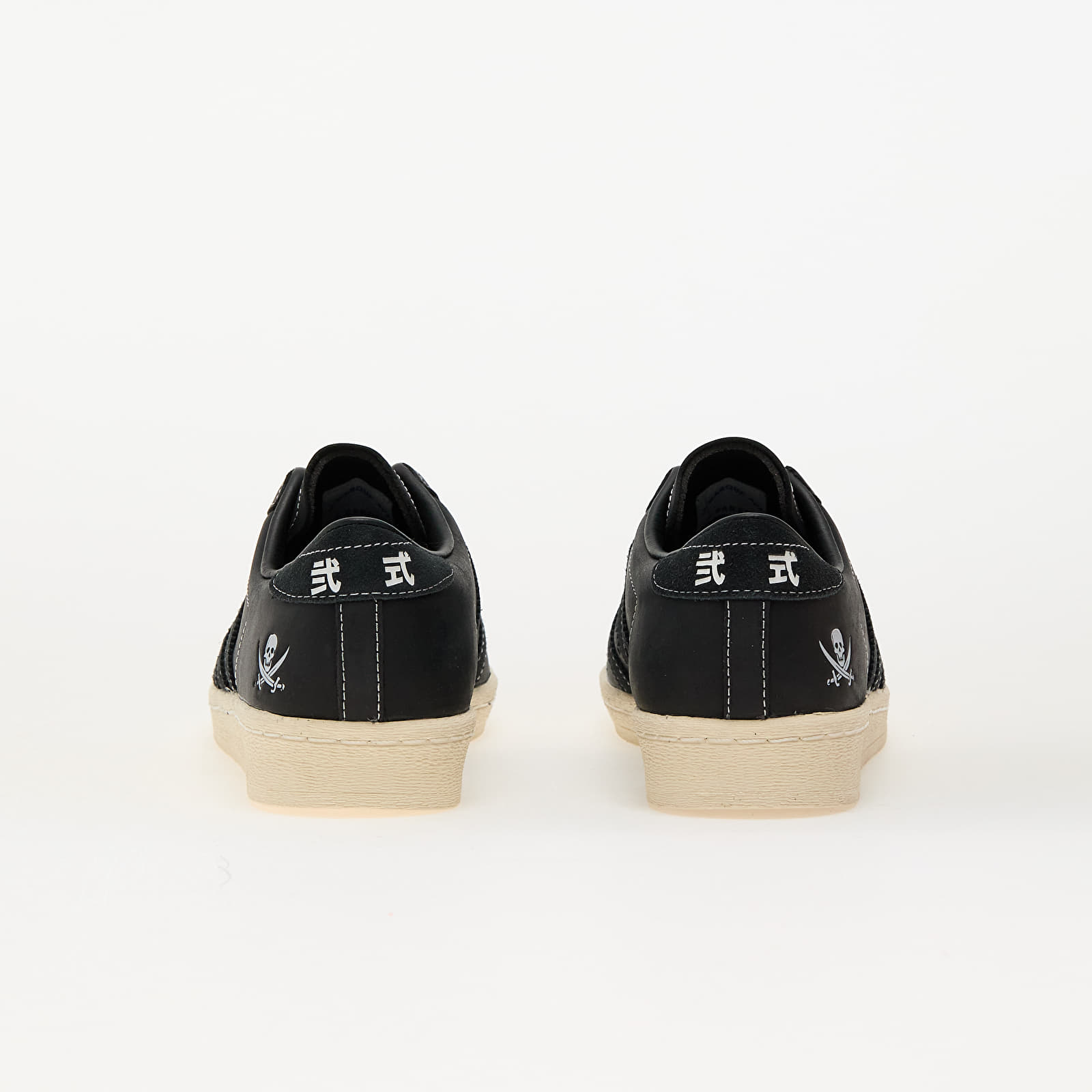 Herren Sneaker und Schuhe adidas Superstar Neighborhood 2005 Trainers Core Black/ Core Black/ Ftwr White