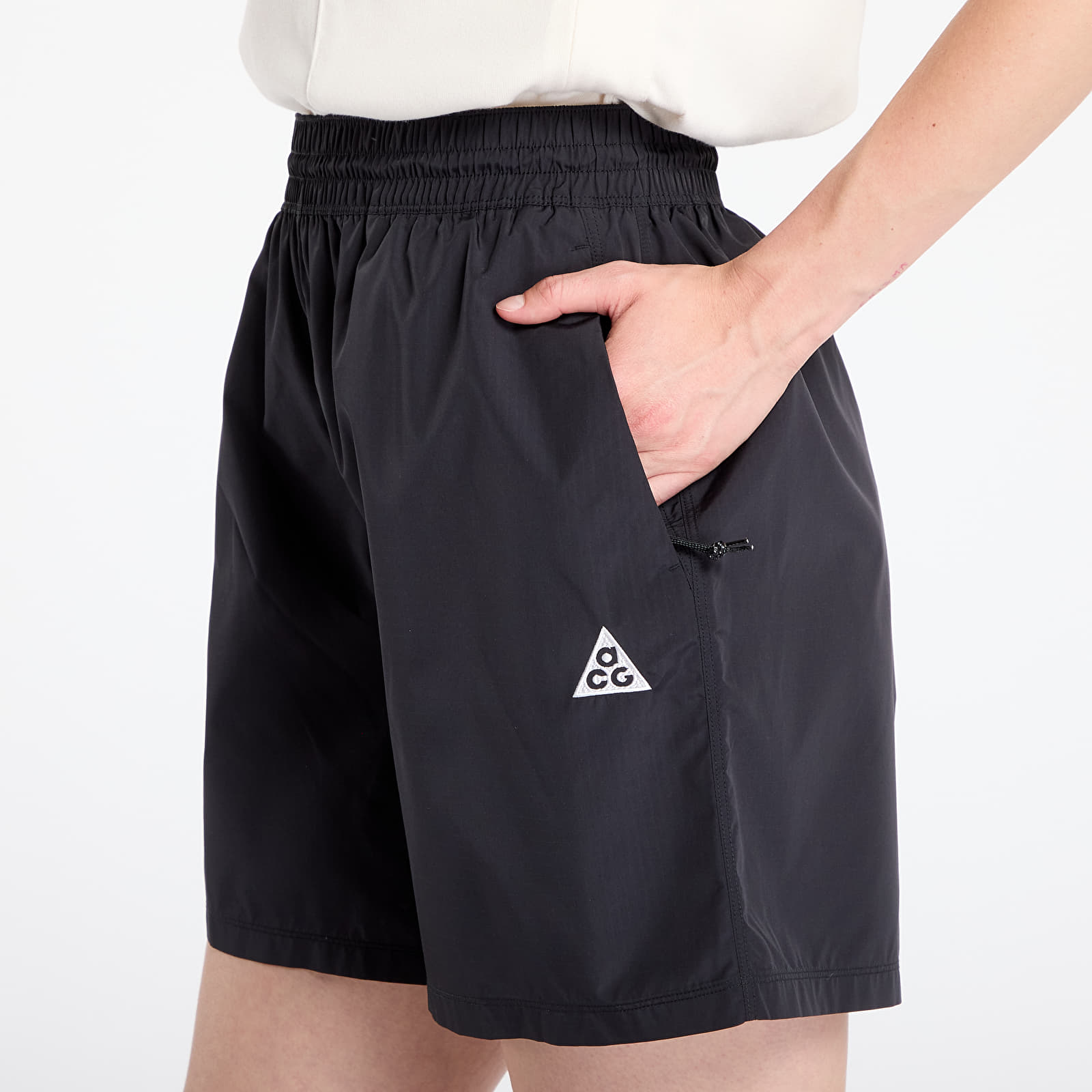 Rövidnadrágok Nike ACG Women's Repel Mid-Rise Ripstop Shorts Black/ Anthracite/ Summit White