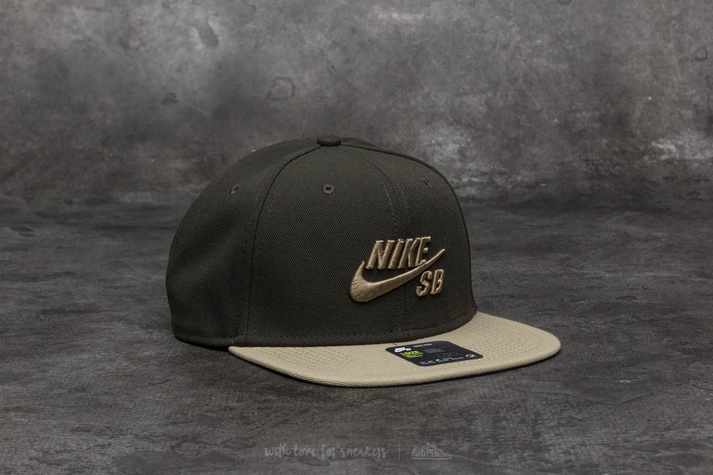 Šiltovky Nike SB Pro Cap Sequoia/ Neutral Olive