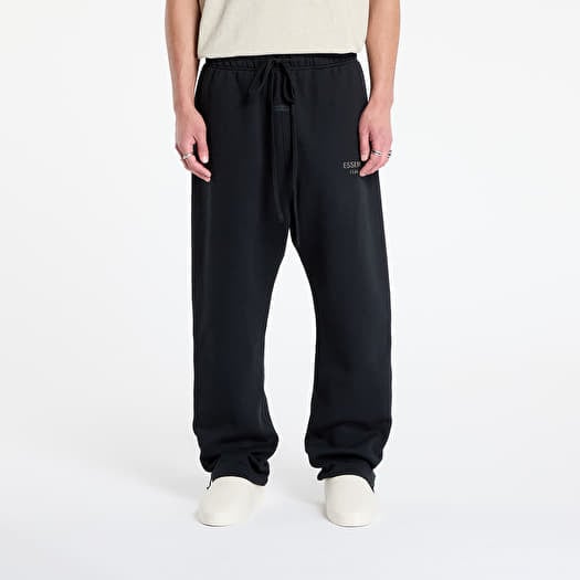 Fear of God Essentials Relaxed Fleece Sweatpant Jet Black