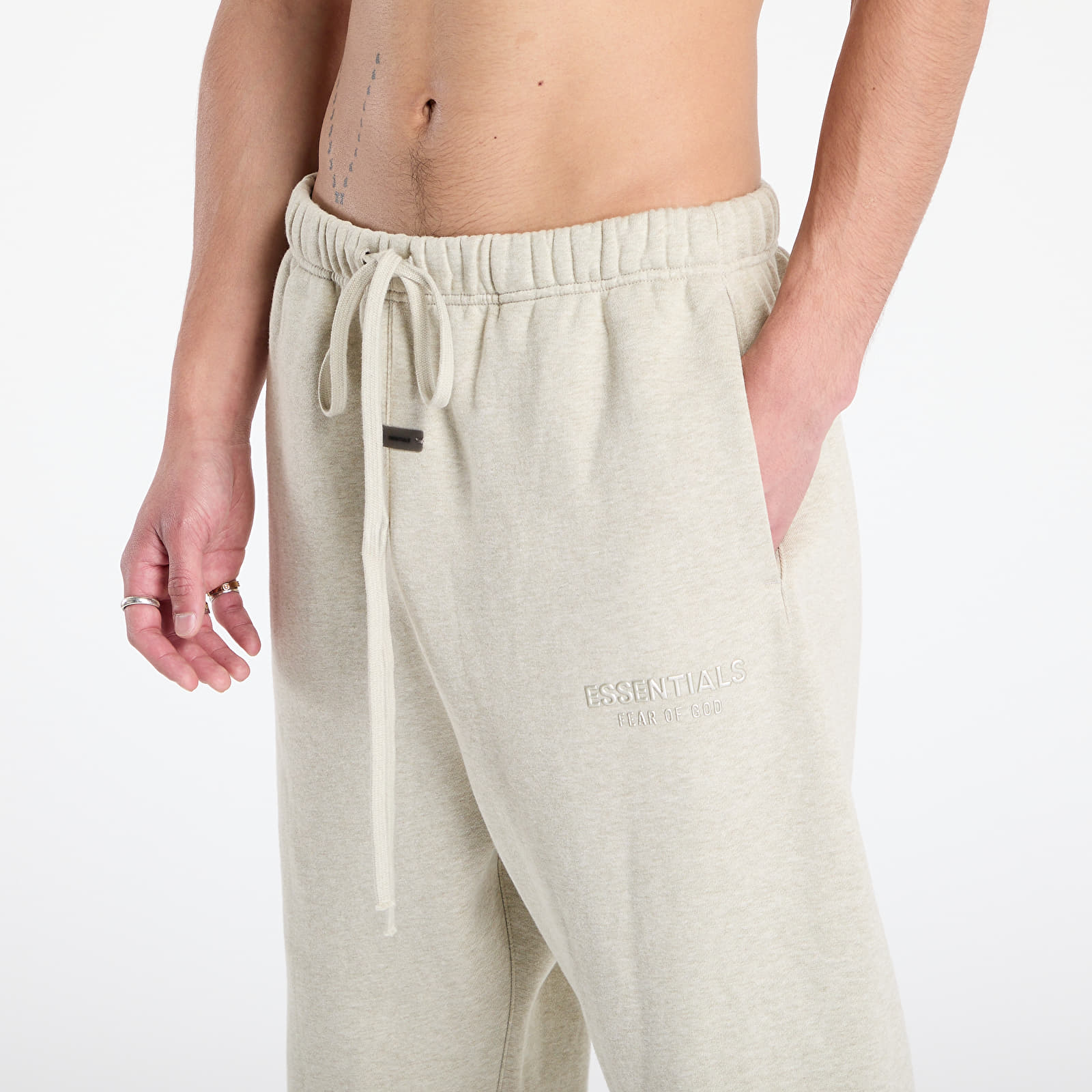 Trenirka hlače  Fear of God Essentials Relaxed Fleece Sweatpant Heather Stone