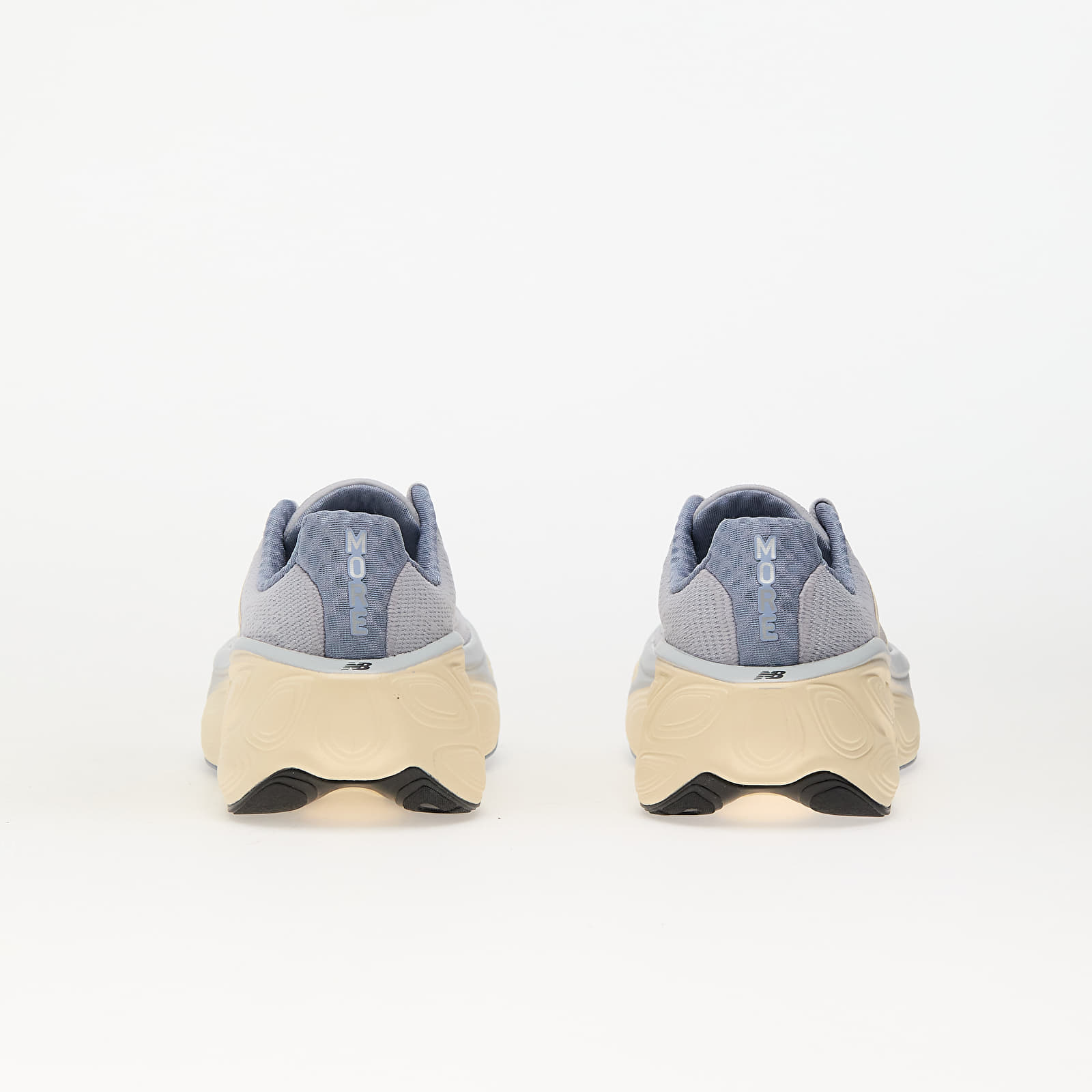 Sneakers New Balance Fresh Foam x More v5 Wide Pearl Grey/ Dusk/ Calcium