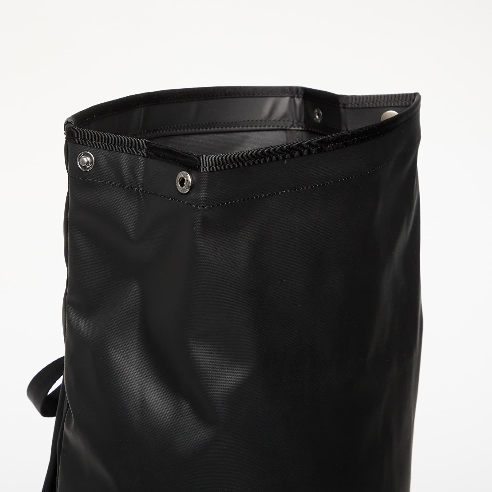 Seljakotid Eastpak Up Roll Tarp Black2