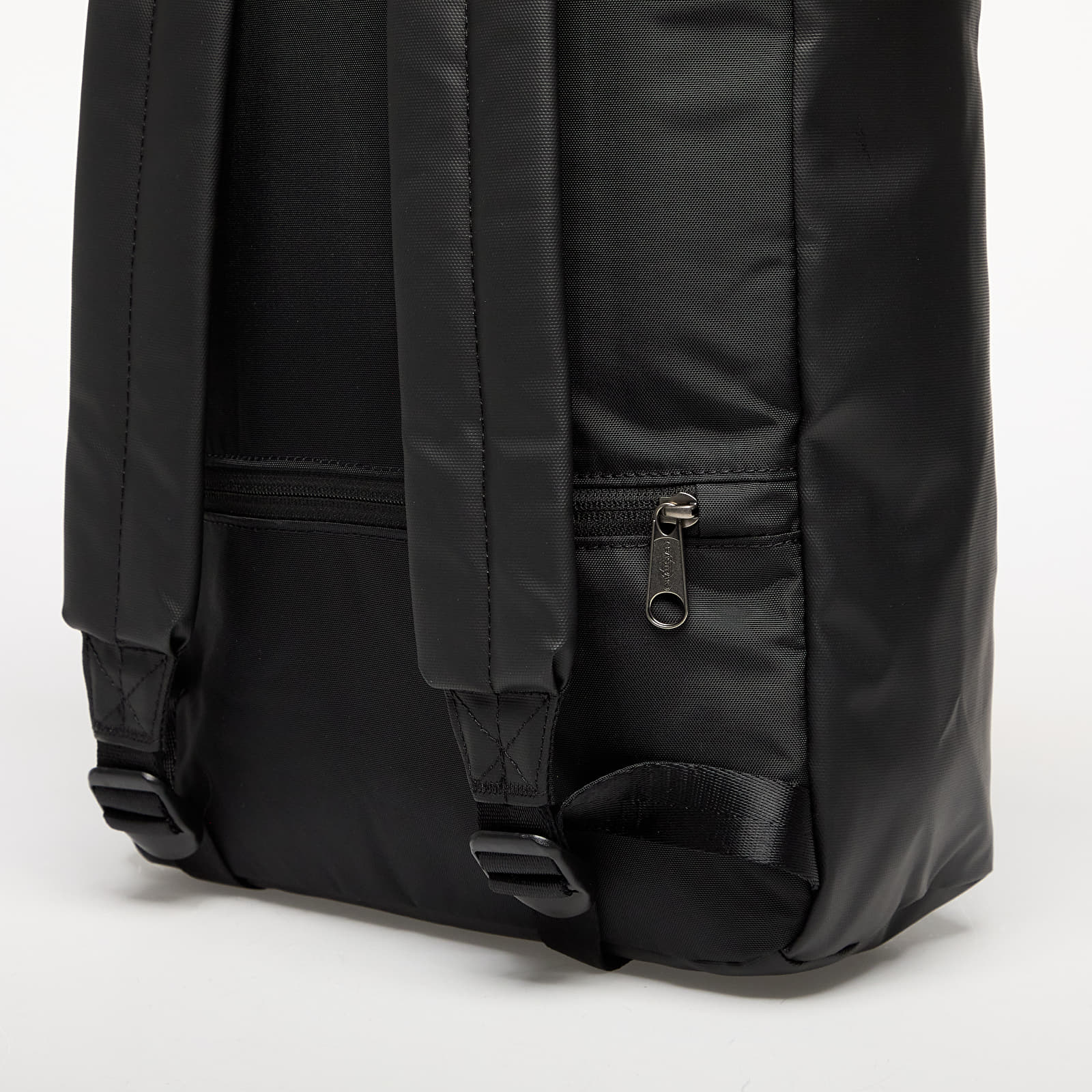 Seljakotid Eastpak Up Roll Tarp Black2