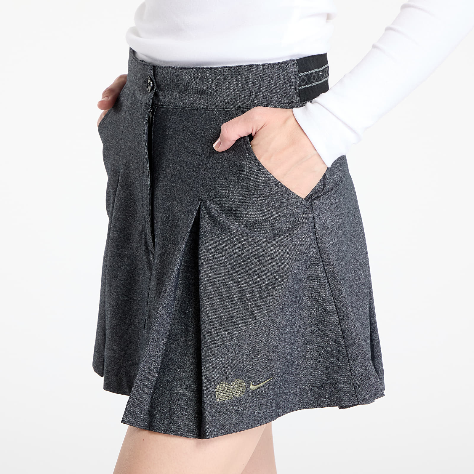 Women's skirts Nike Naomi Osaka Women's Skirt Black/ Medium Olive