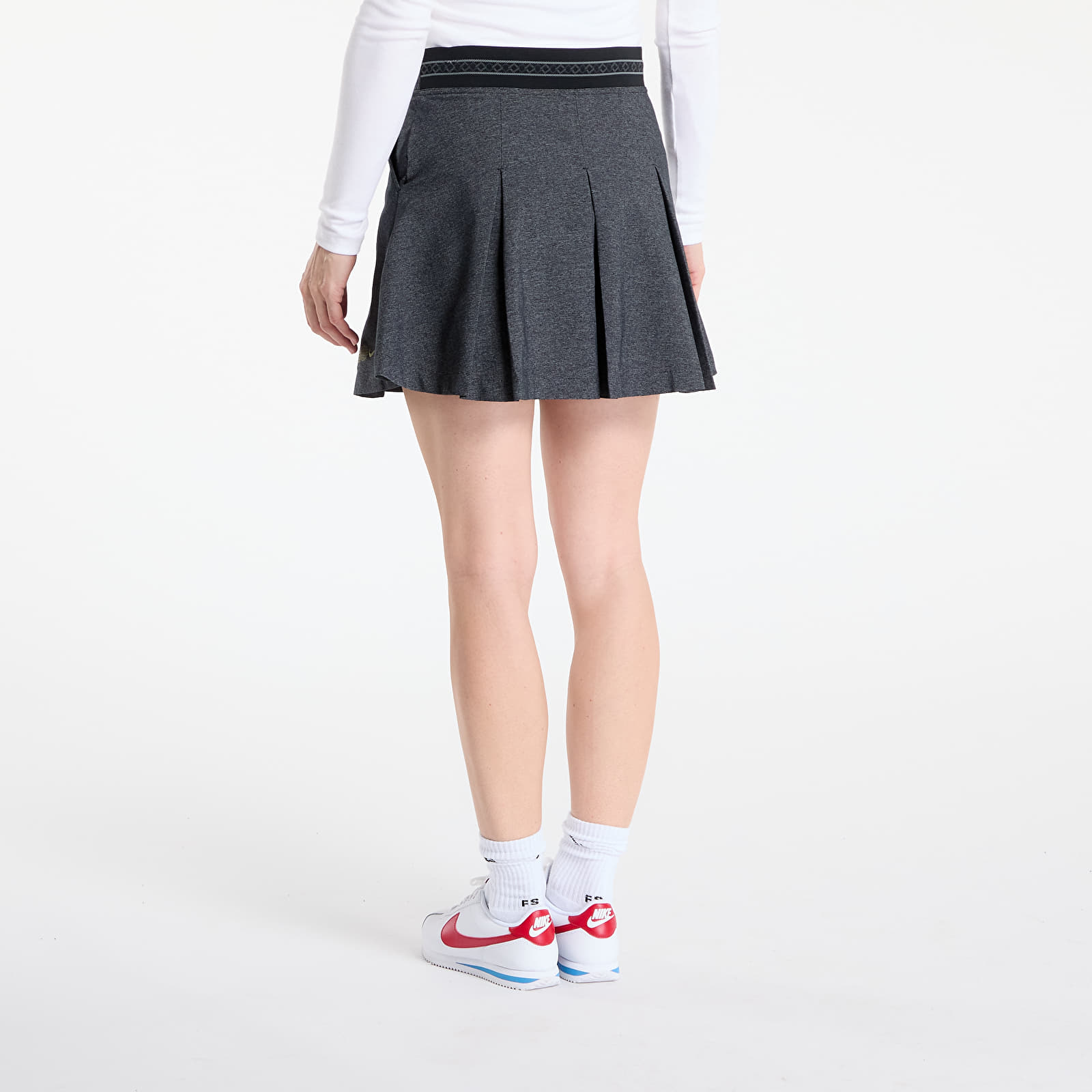 Women's skirts Nike Naomi Osaka Women's Skirt Black/ Medium Olive
