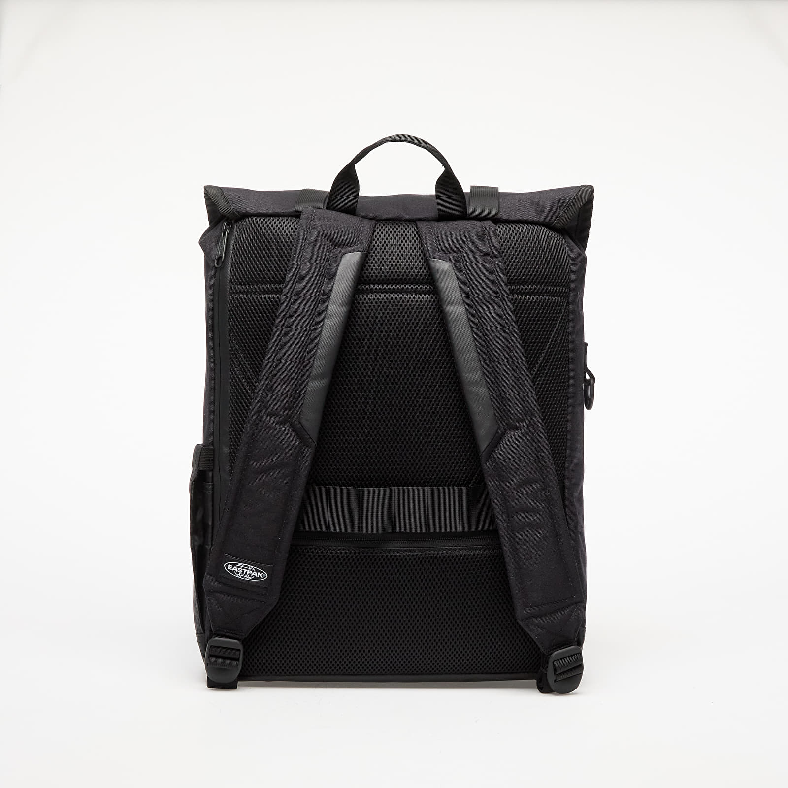 Seljakotid Eastpak Icon Topload On Black