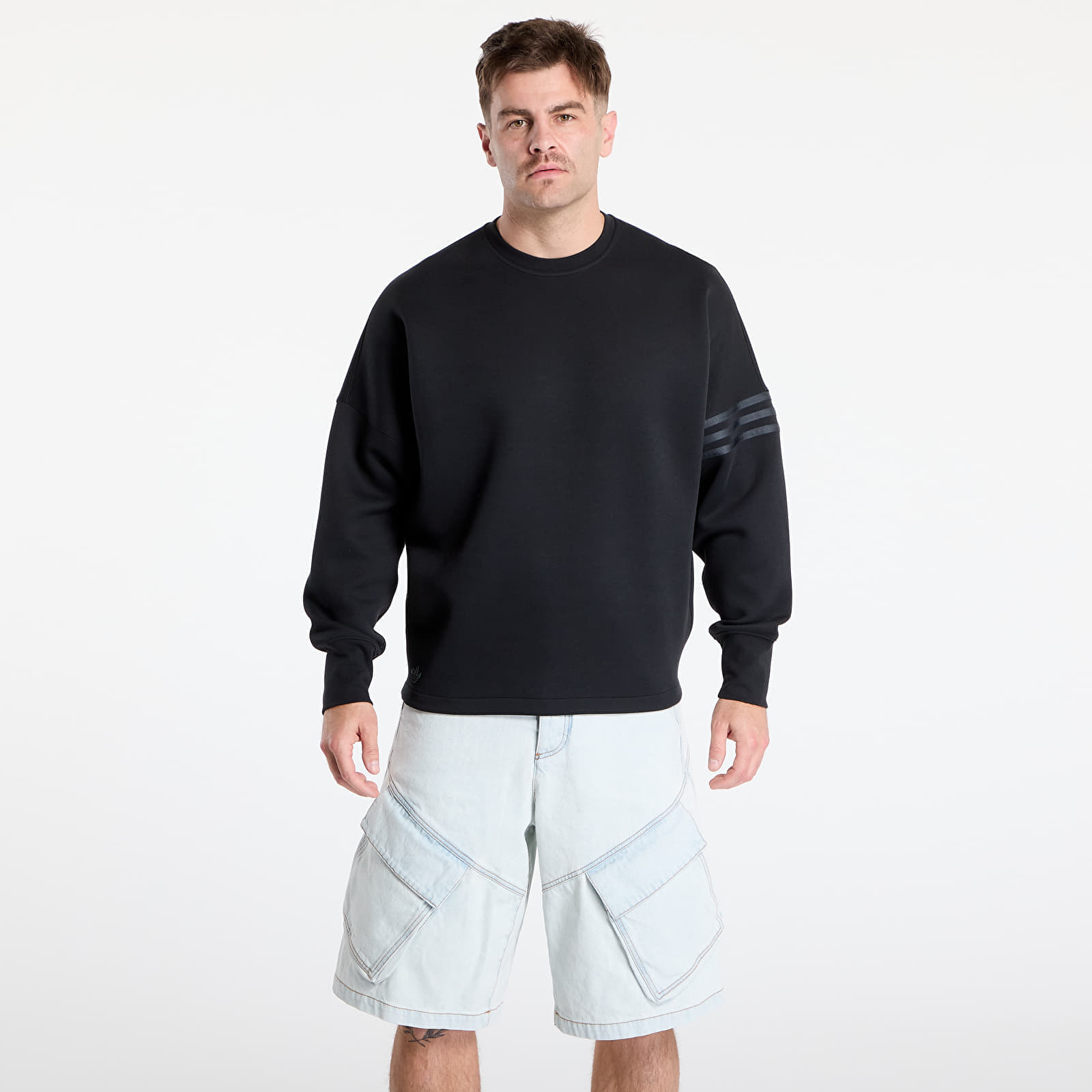 Суитшърт adidas Neuclassics Long Sleeve Oversized Crew Black L