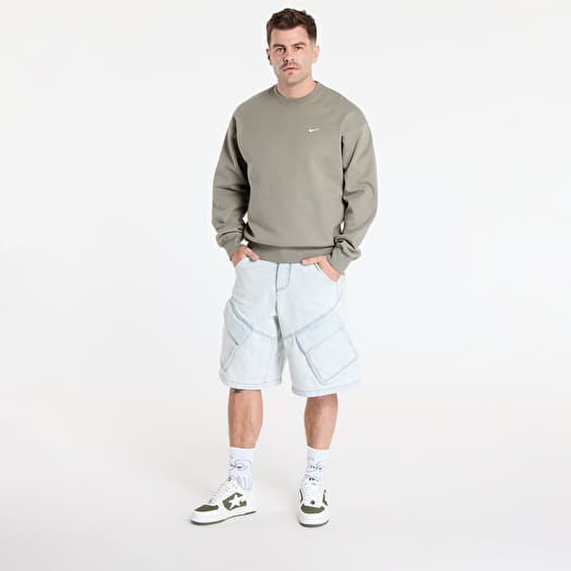 white nike crewneck mens