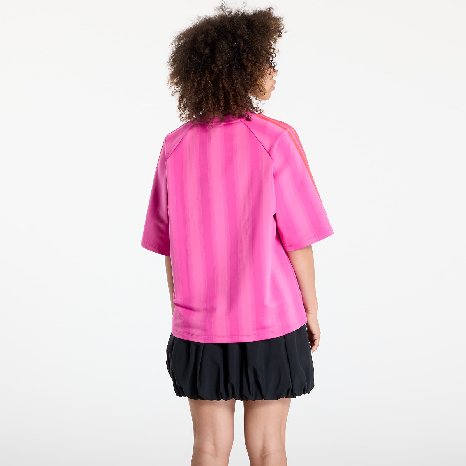 Trička adidas Linear Tee Semi Lucid Fuchsia