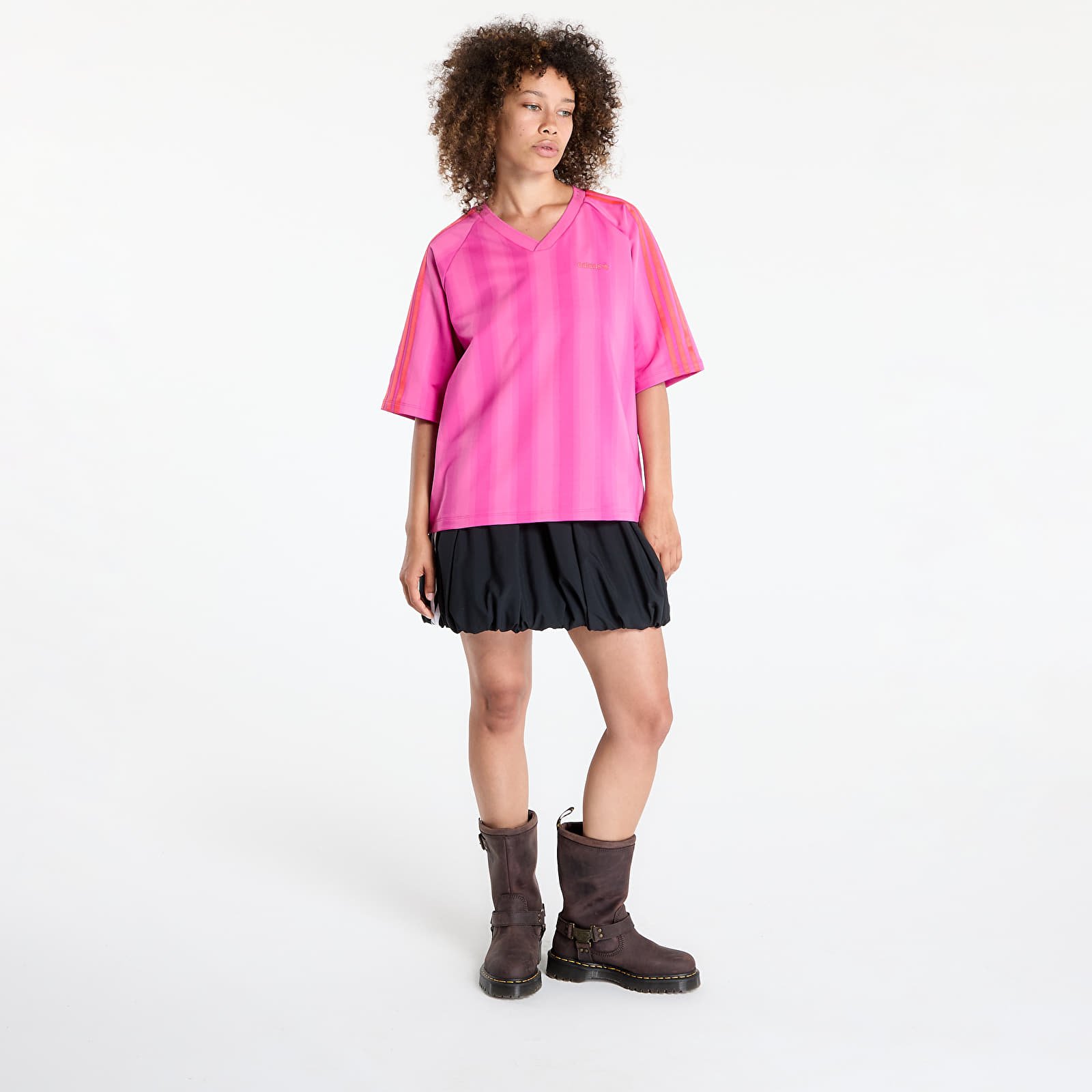 Trička adidas Linear Tee Semi Lucid Fuchsia
