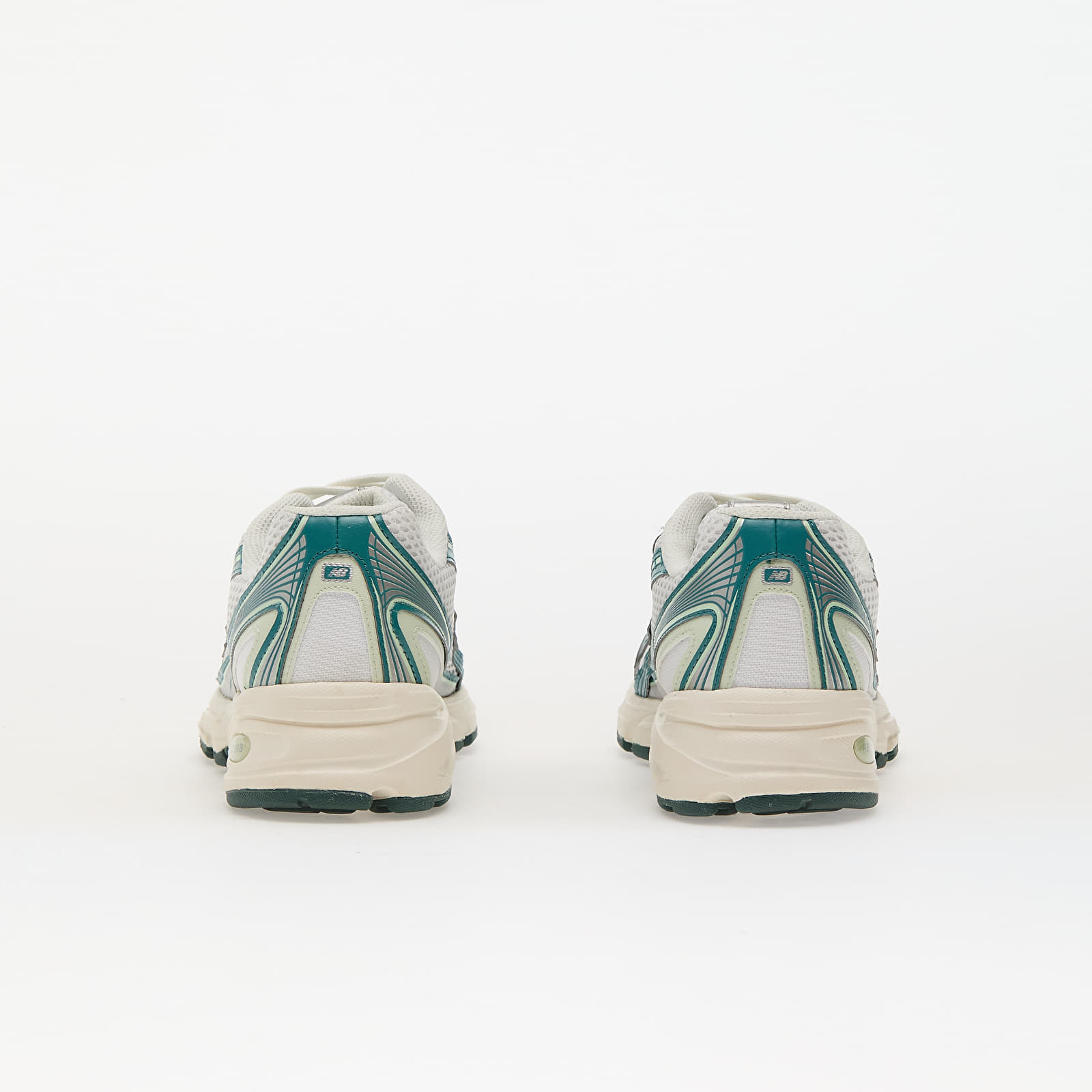 Zapatillas Hombre New Balance 740 White/ Marsh Green/ Sea Salt