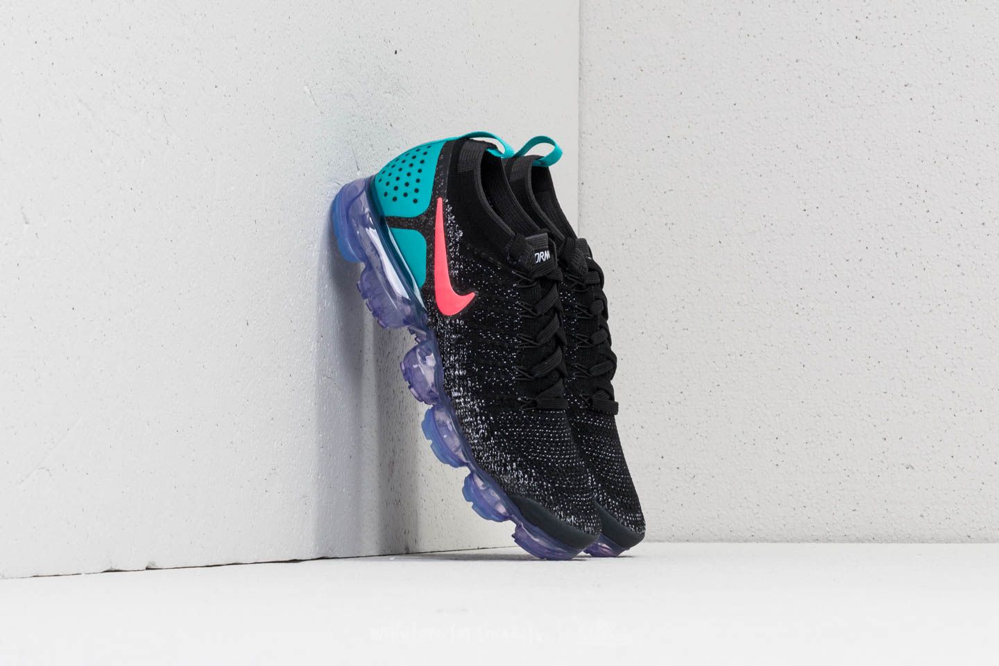 Men s shoes Nike Air Vapormax Flyknit 2 Black Hot Punch White Footshop