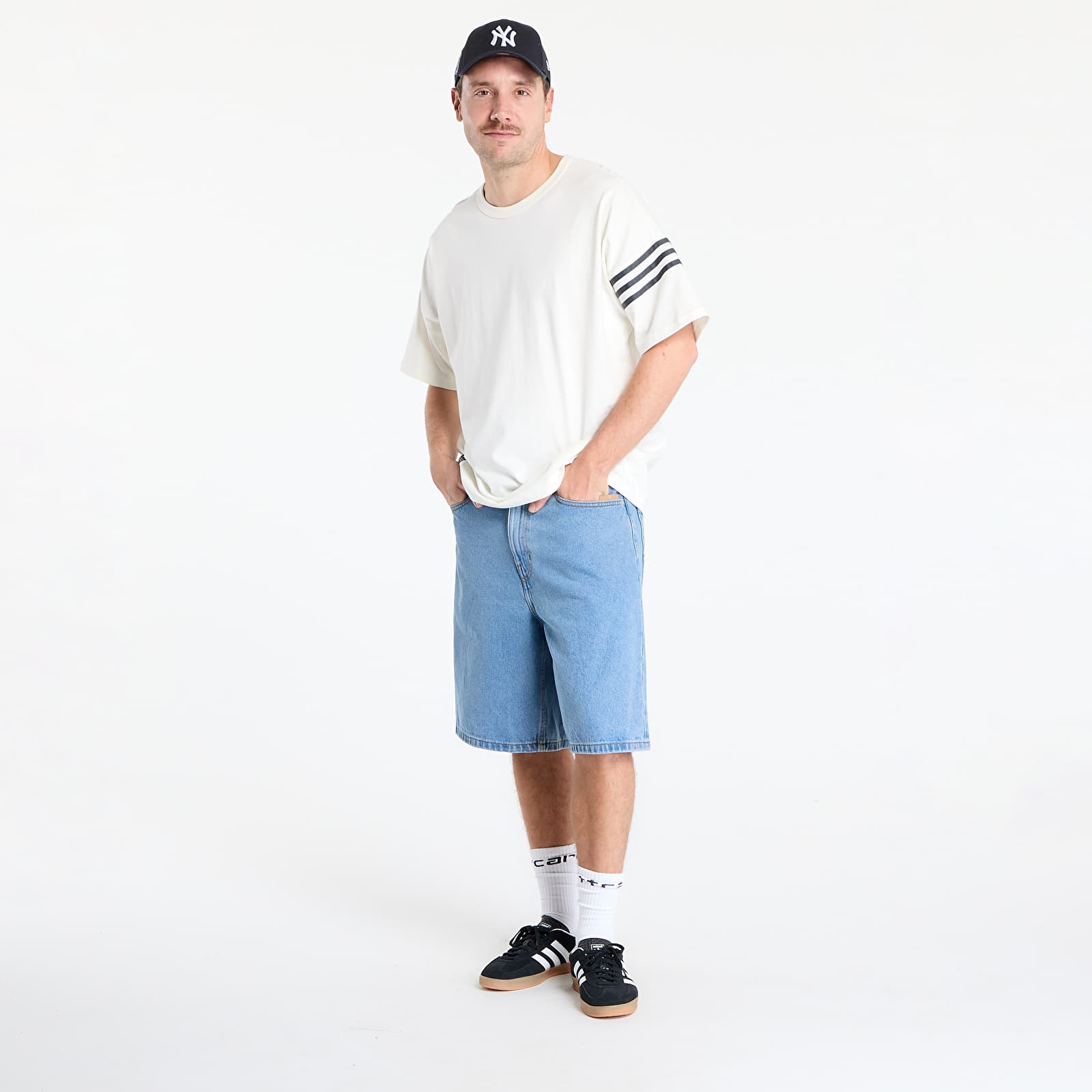 Meeste T-särgid adidas Neuclassics T-Shirt Off White
