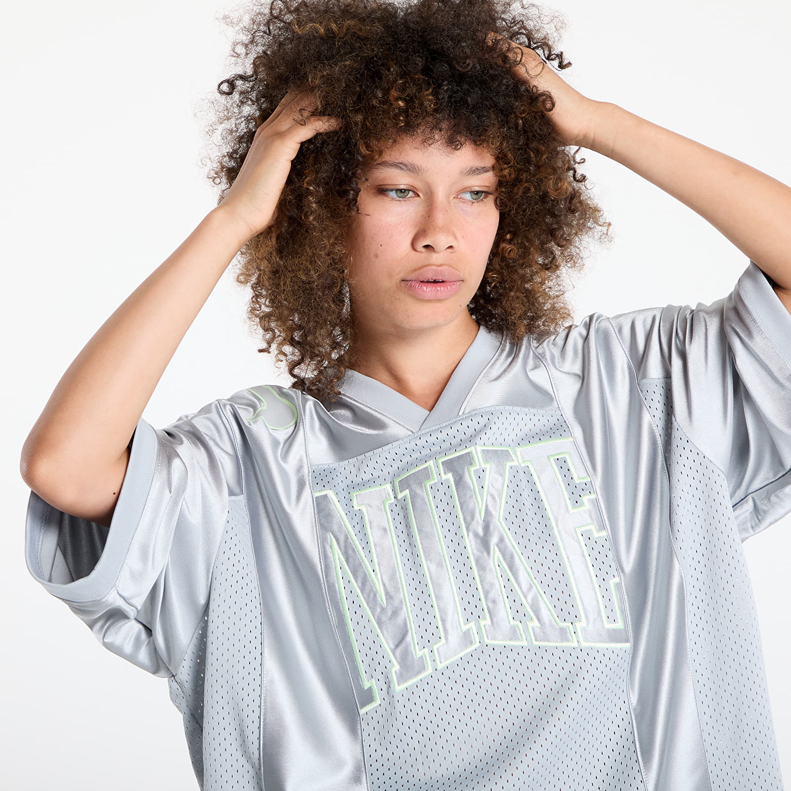 Camisetas de mujer Nike Sportswear Street Women's Oversized Short-Sleeve Graphic Jersey Lt Smoke Grey/ Barely Volt