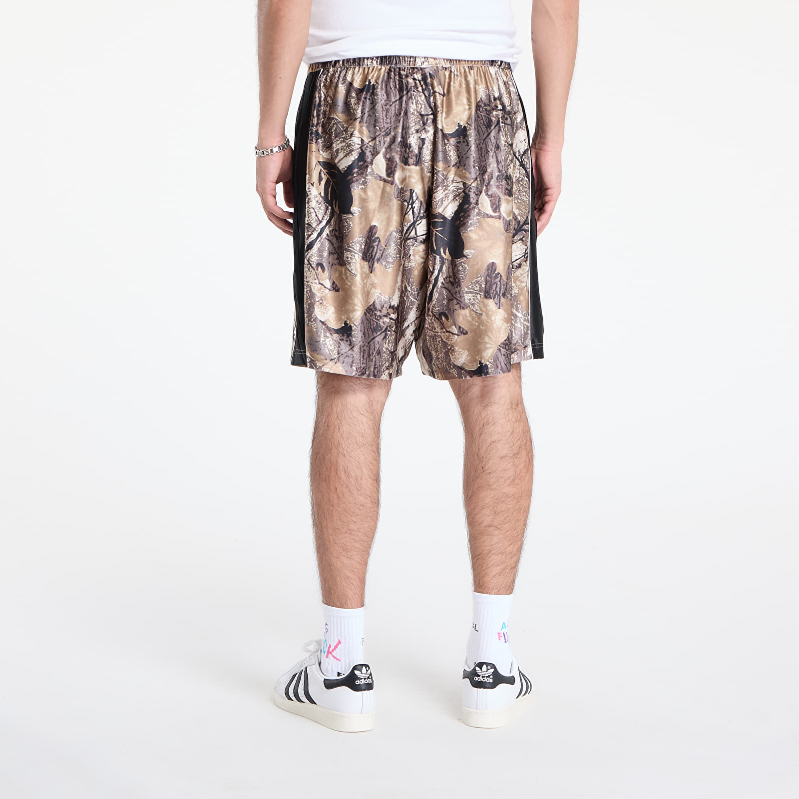 Szorty adidas Originals Camo Short AOP Camel
