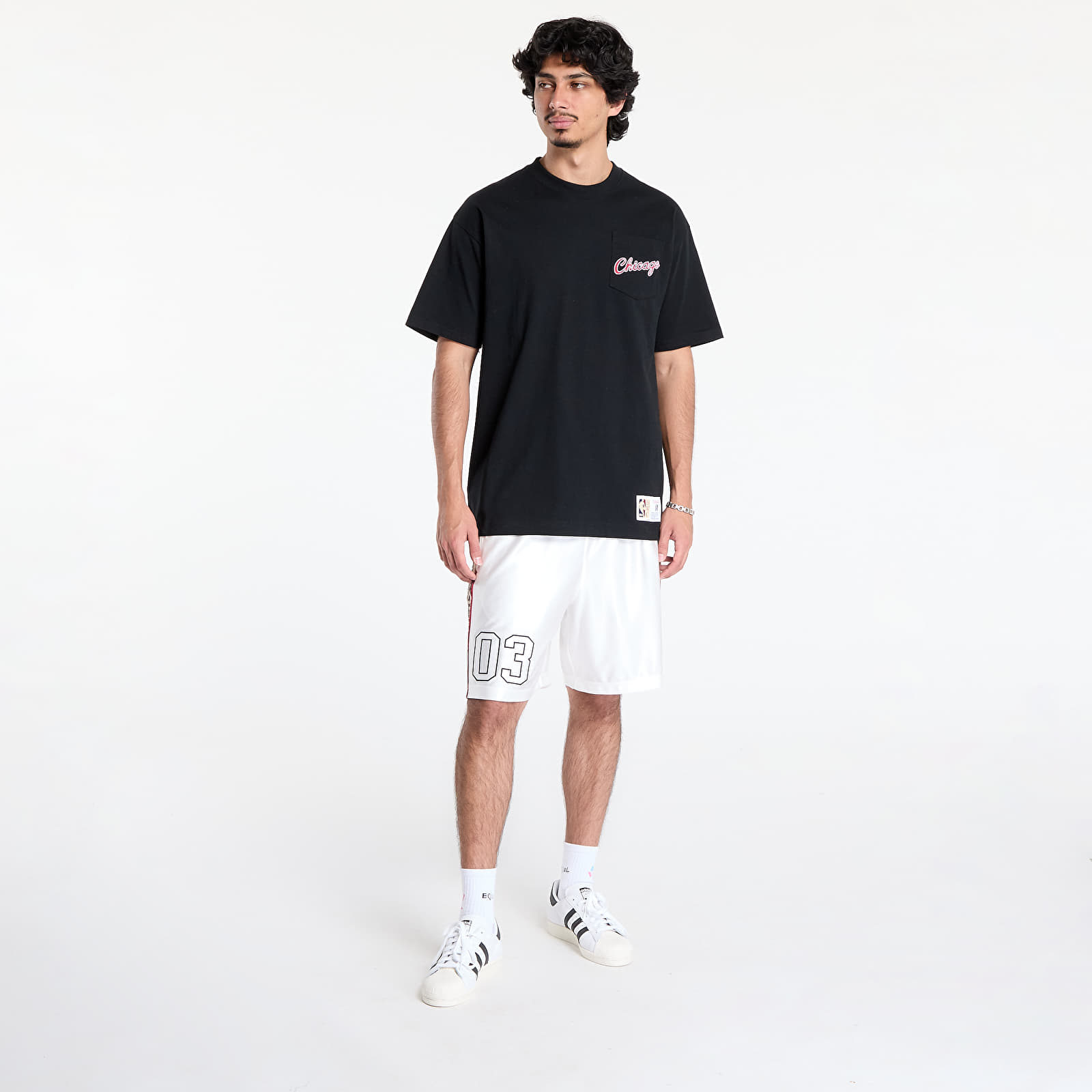 T-shirts Mitchell & Ness NBA Vintage Logo Bulls Double Hit Shortsleeve Pocket Tee Black