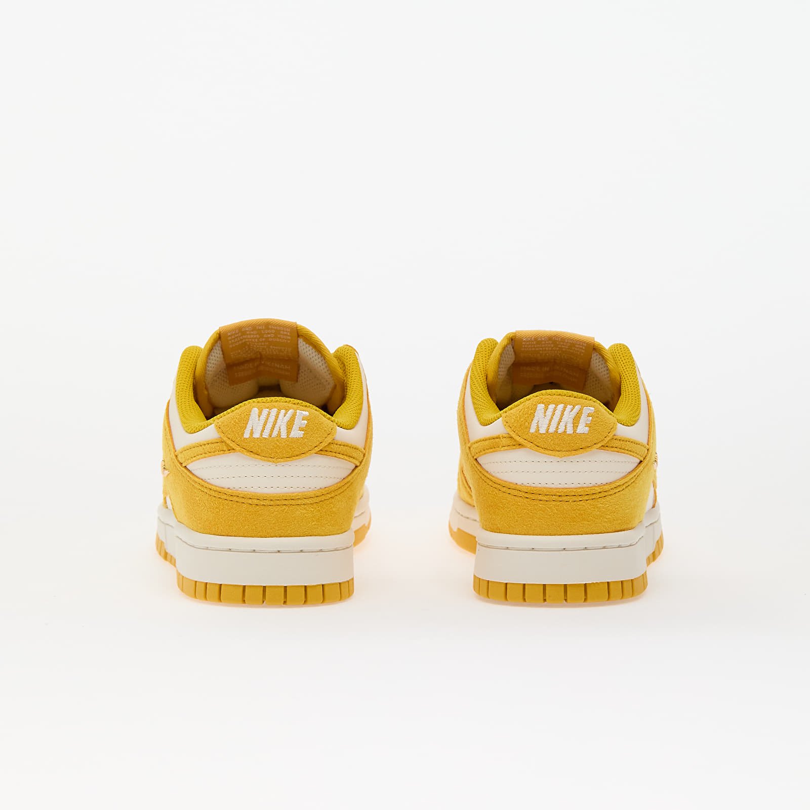Buty damskie Nike Wmns Dunk Low Pale Ivory/ Dk Sulfur-Sail-Mtlc Gold