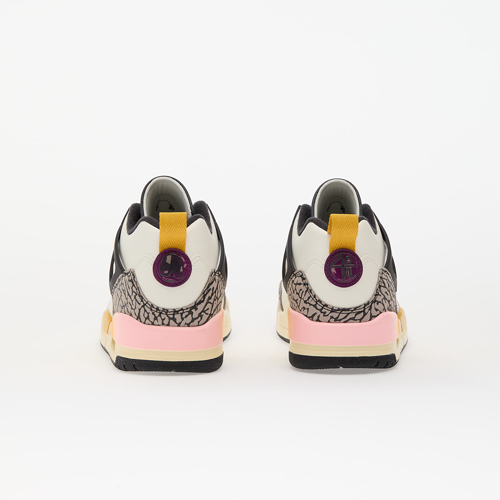 Buty męskie Jordan Spizike Low Sail/ Dark Sulfur-Oil Grey-Muslin-Viotech-Moon Particle