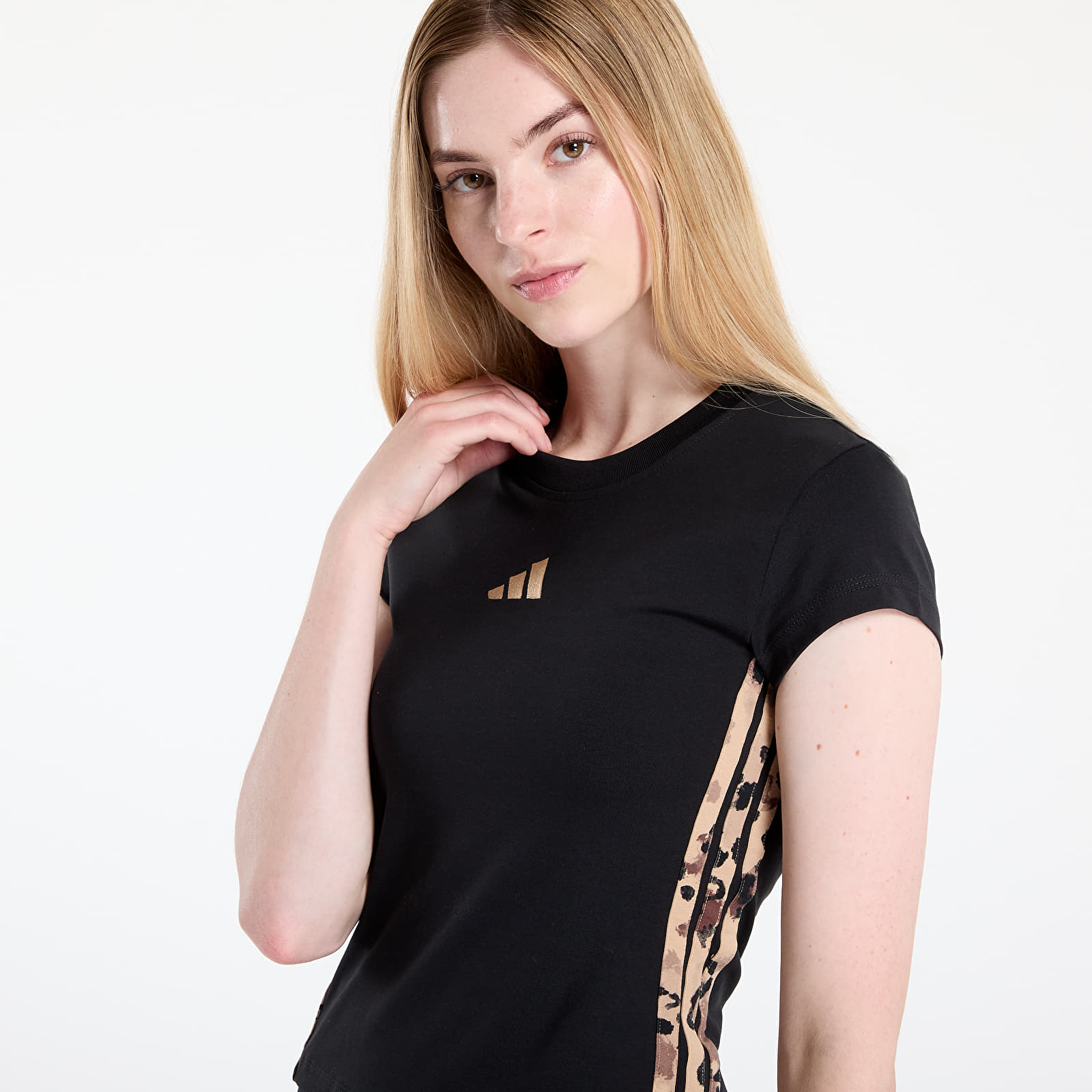 Magliette da donna adidas W Aop Tee Black/ Multicolor/ Warm Sand