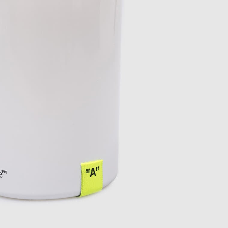 andere Accessoires Off-White Candle "A" Arid Earth 200g