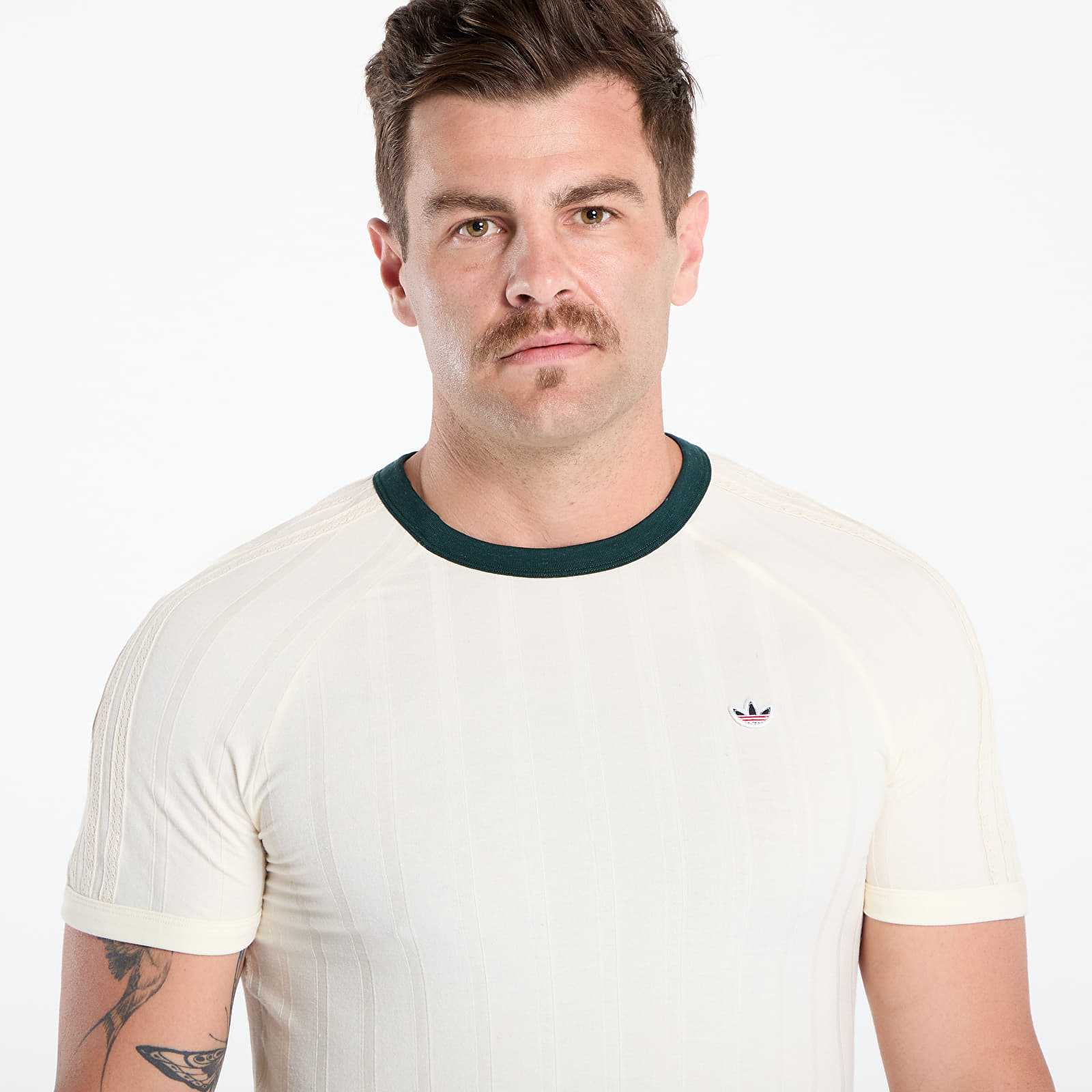 Magliette adidas x Clot Rib T-Shirt by Edison Chen Cream White/ Green Night/ Gum 2