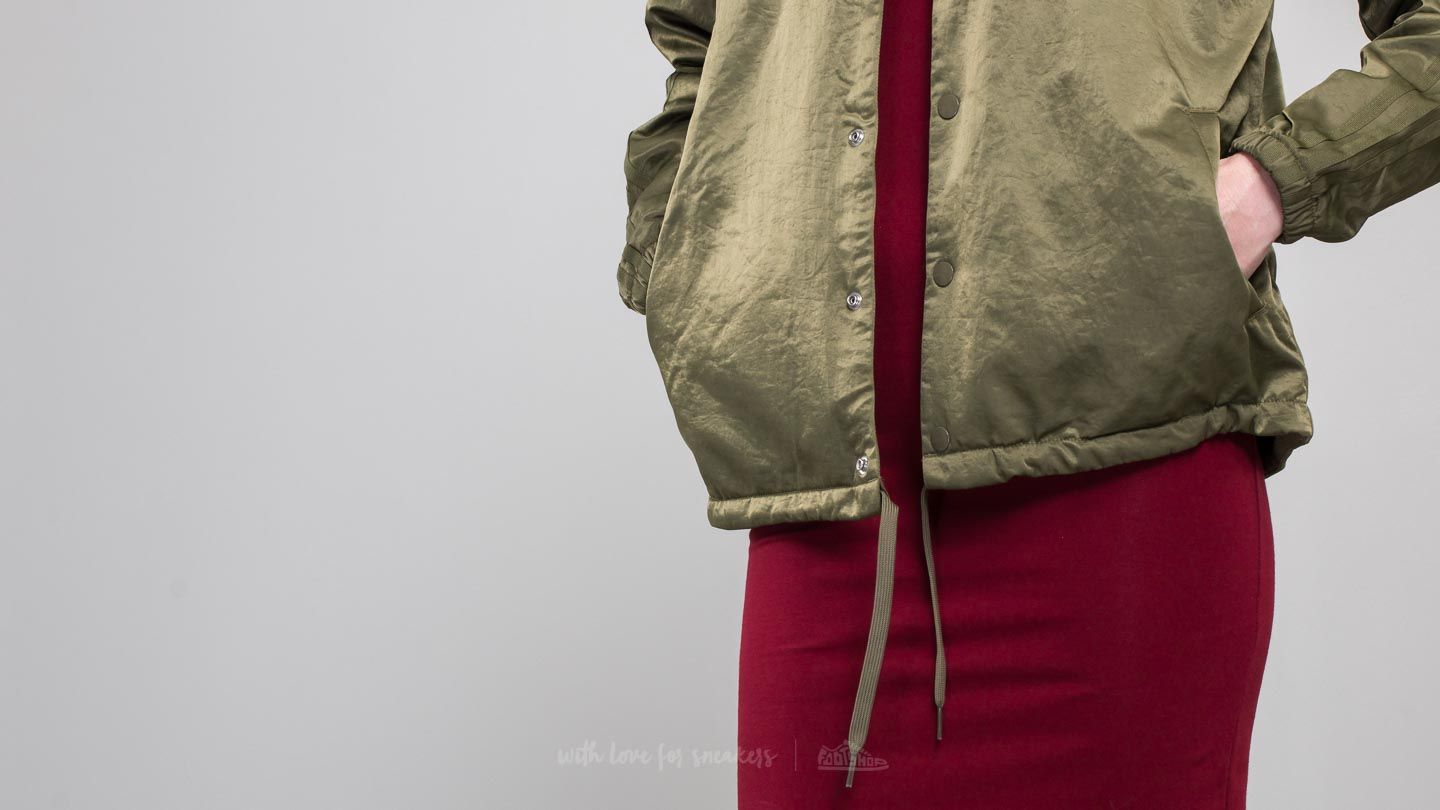 Valmentajan takit adidas Styling Complements Windbreaker Olive Cargo