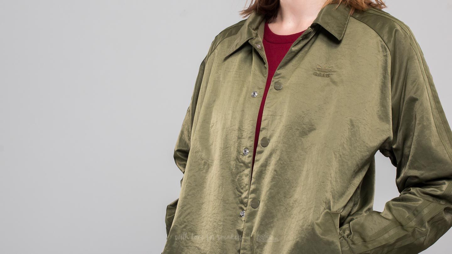 Valmentajan takit adidas Styling Complements Windbreaker Olive Cargo