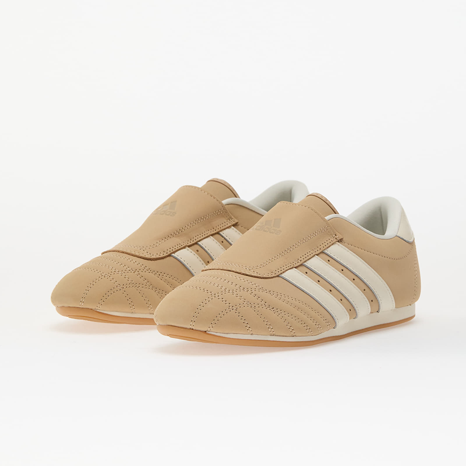 Naiste jalatsid adidas Taekwondo W Magic Beige/ Off White/ Gum