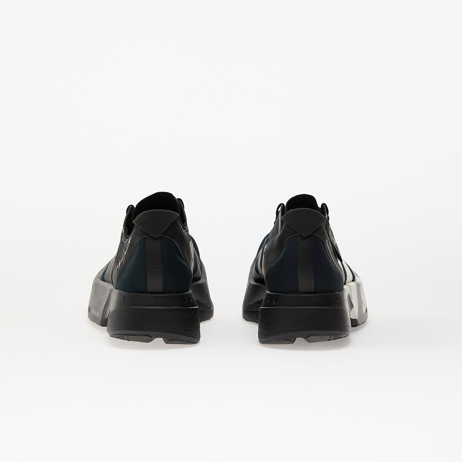 Buty męskie Y-3 Adios Pro 4 Black/ Black/ Off White