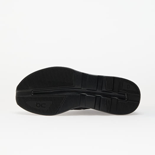 On M Cloudzone Black/ Eclipse | Footshop