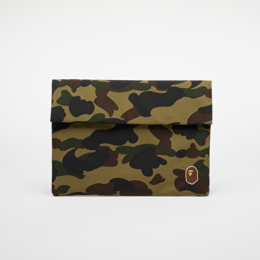 Walizka A BATHING APE 1St Camo 13 Inch Pc Case Green