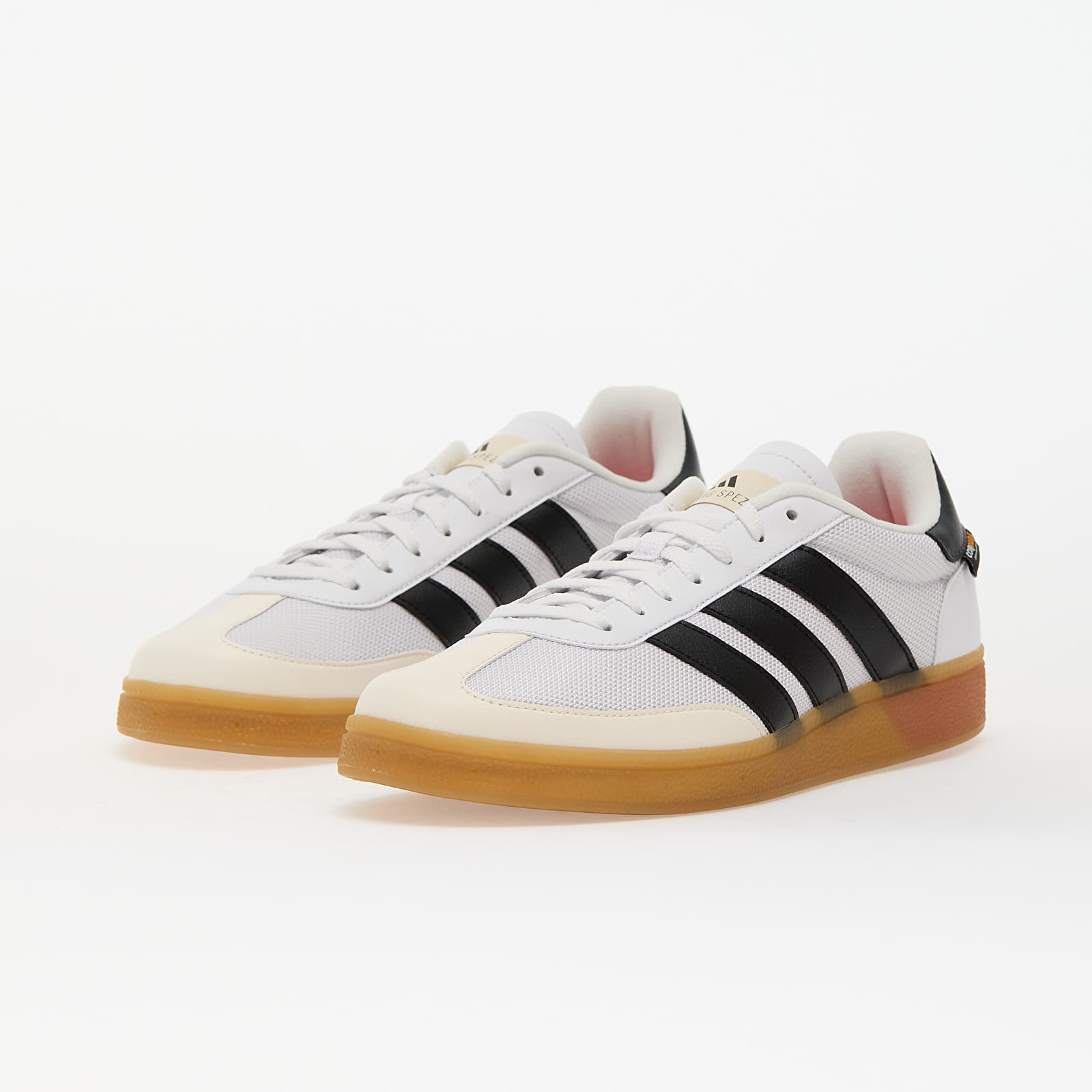 Zapatillas Hombre adidas Training Spezial Ftw White/ Core Black/ Lucid Red