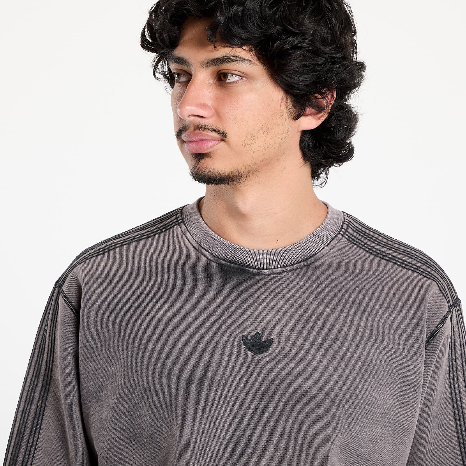 Hoodies and sweatshirts  adidas Premium Essentials Retro Washed Crew Black