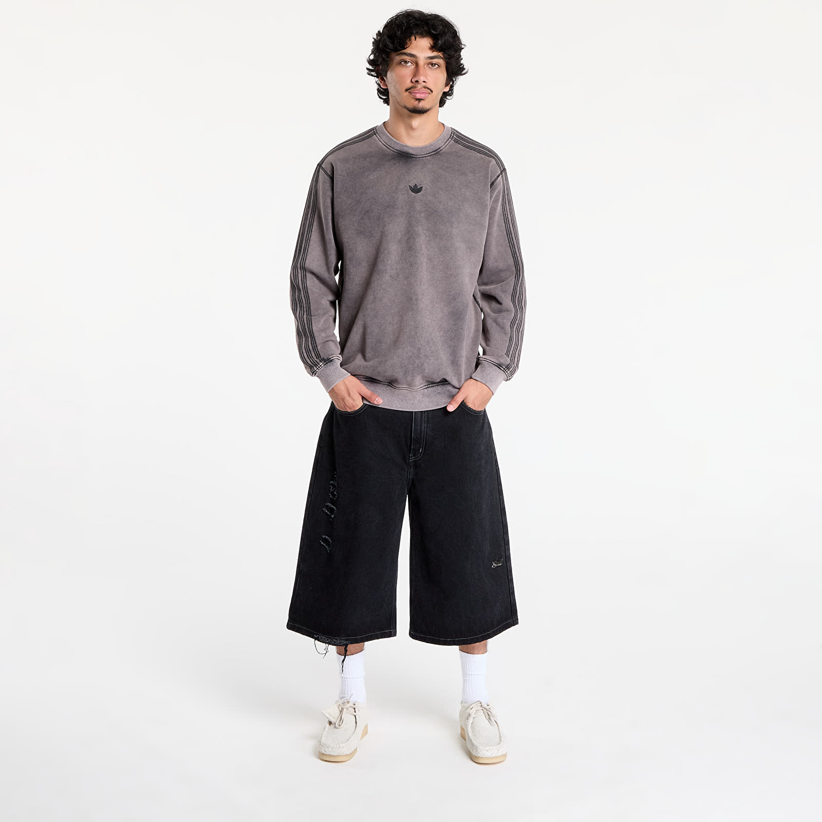 Hoodies and sweatshirts  adidas Premium Essentials Retro Washed Crew Black