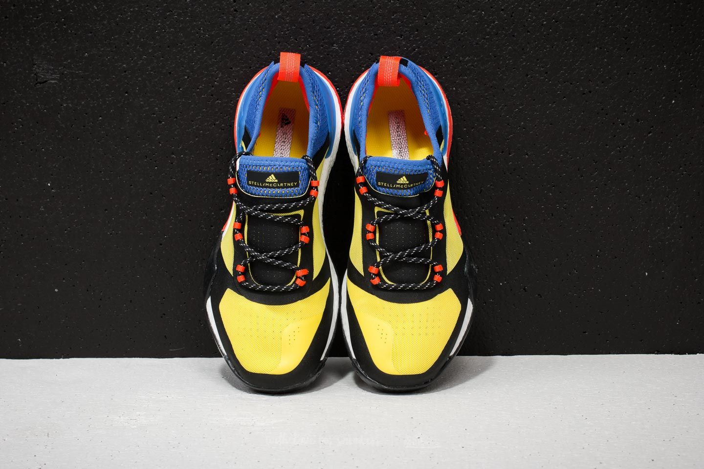 Női cipők adidas x Stella McCartney PureBOOST X TR 3.0 Bright Yellow/ Hi-Res Blue/ Core Black