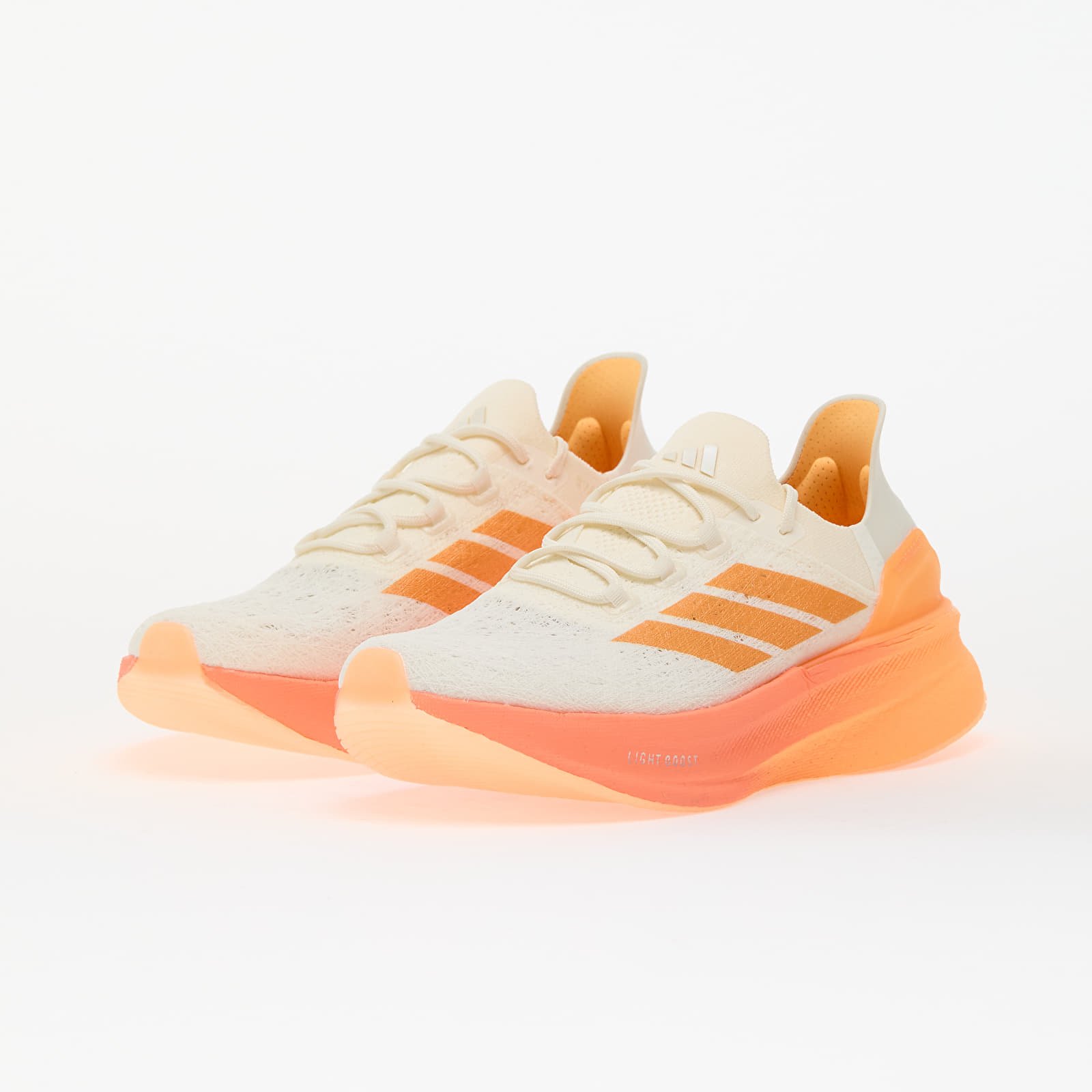 Herresko adidas Ultraboost 5 Strung Off White/ Flash Orange/ Semi Coral