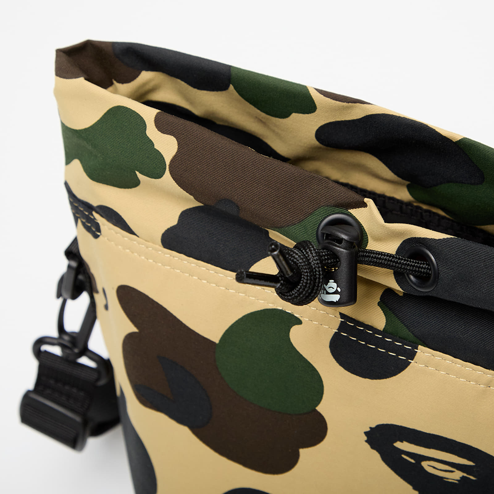 Bags & backpacks A BATHING APE 1St Camo Drawstring Bag Yellow