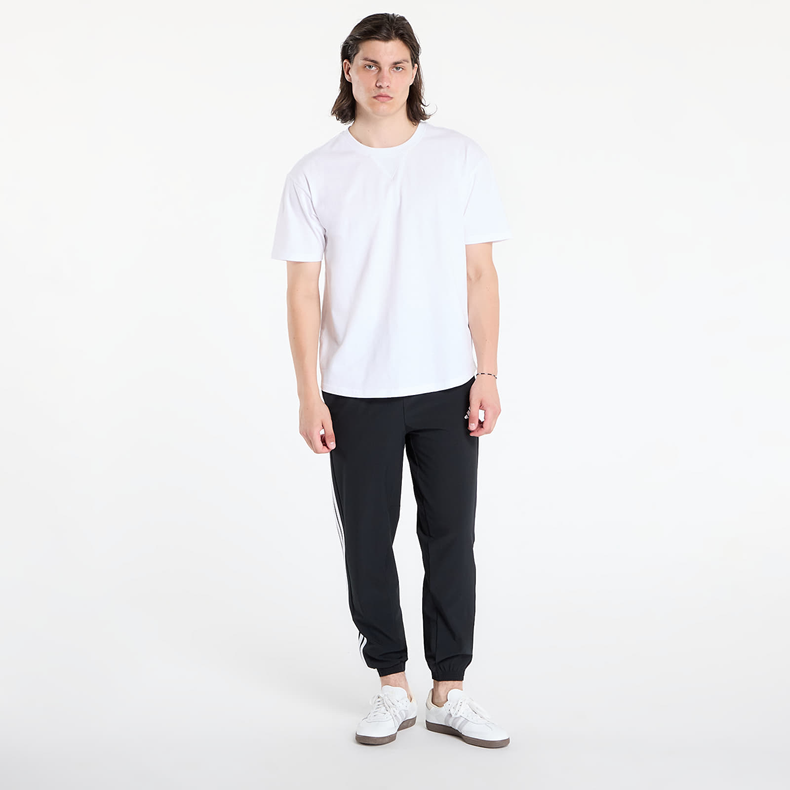 Byxor för kvinnor adidas Train Essentials 3-Stripes Woven Joggers Black/ White